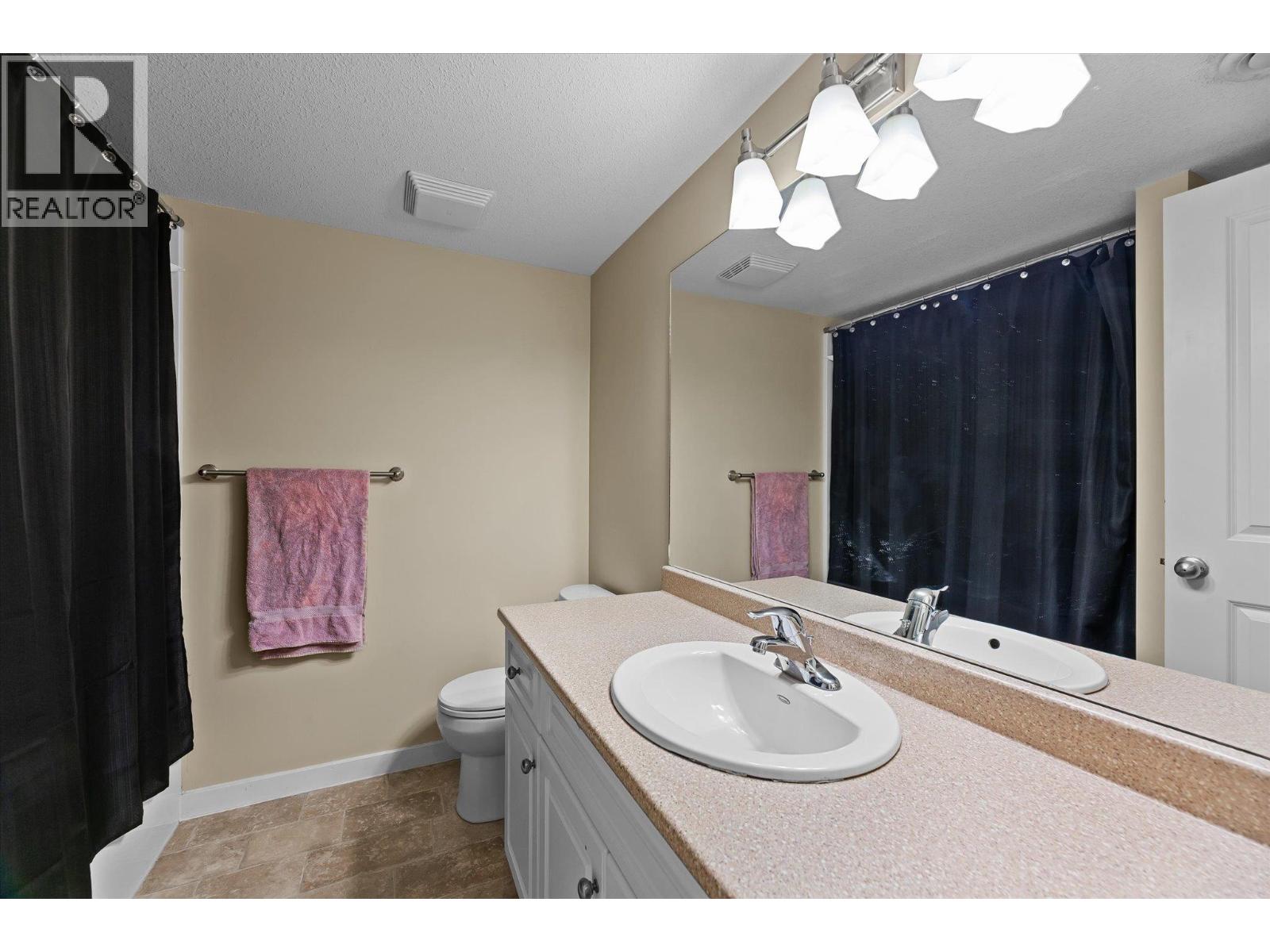 2003 Montego Street, West Kelowna, British Columbia  V4T 3C6 - Photo 31 - 10376559