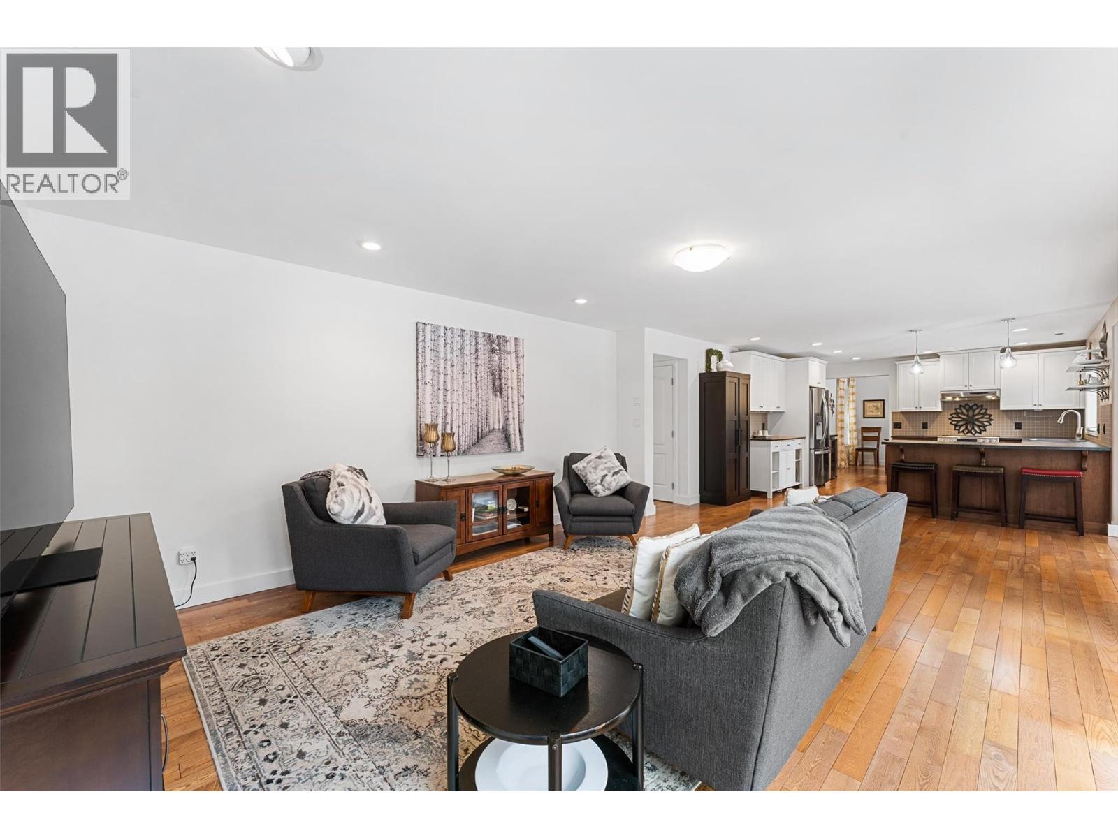 774 Varney Court, Kelowna, British Columbia  V1W 3Z2 - Photo 23 - 10376859