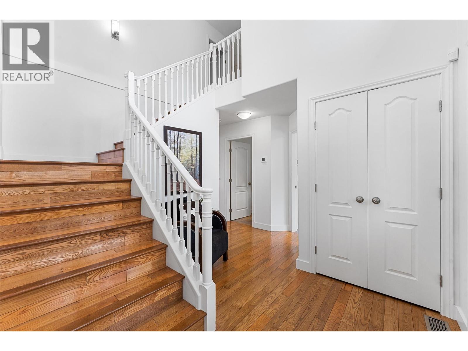 774 Varney Court, Kelowna, British Columbia  V1W 3Z2 - Photo 6 - 10376859