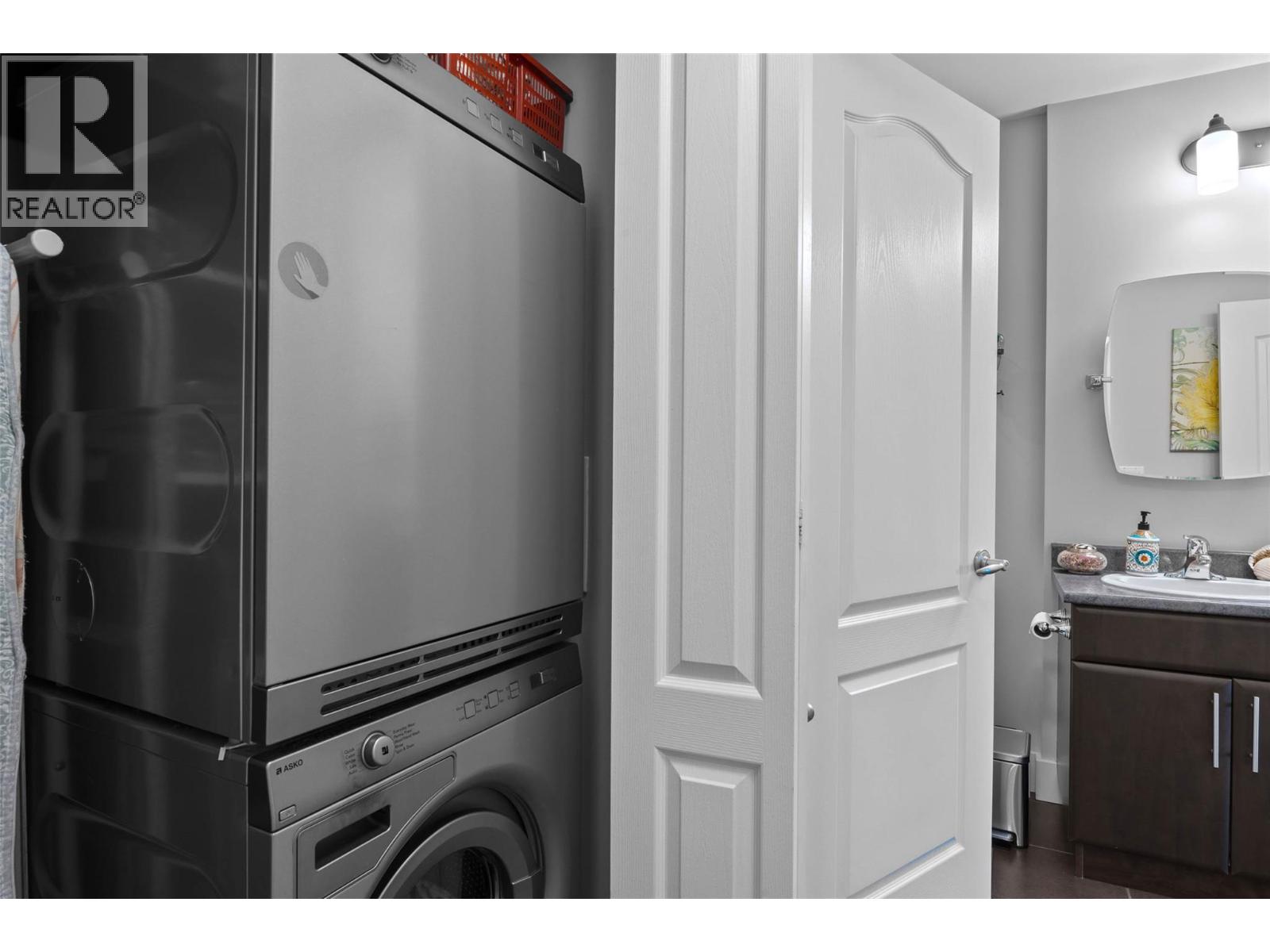 975 Victoria Street Unit# 404, Kamloops, British Columbia  V2C 0C2 - Photo 15 - 10376760