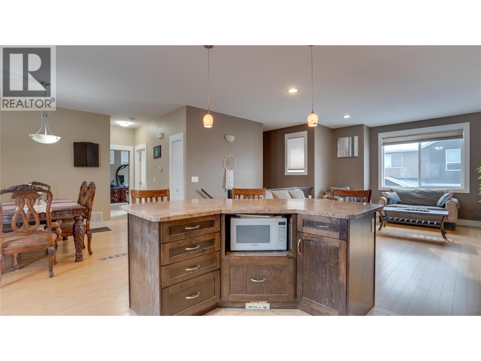 4406a 25 Street, Vernon, British Columbia  V1T 4S6 - Photo 12 - 10376429