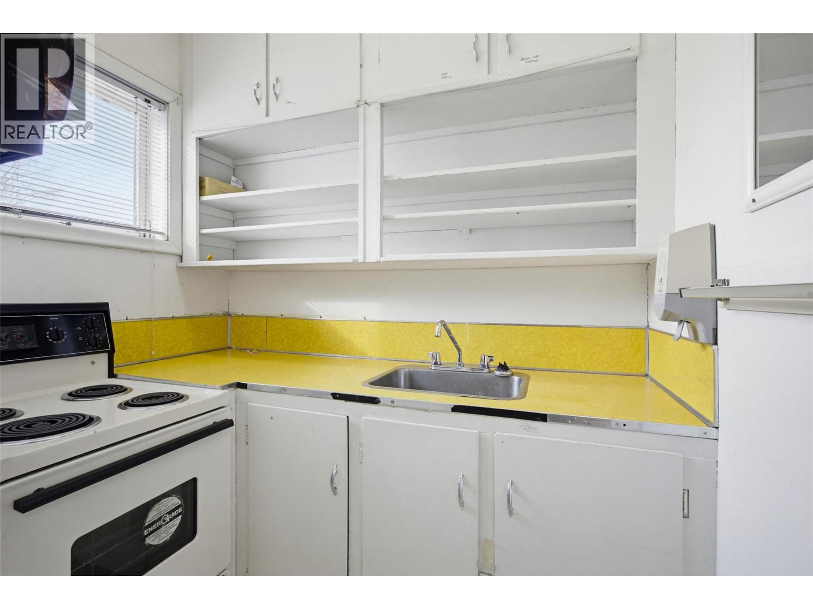 1305 Battle Street, Kamloops, British Columbia  V2C 2N9 - Photo 16 - 10376868