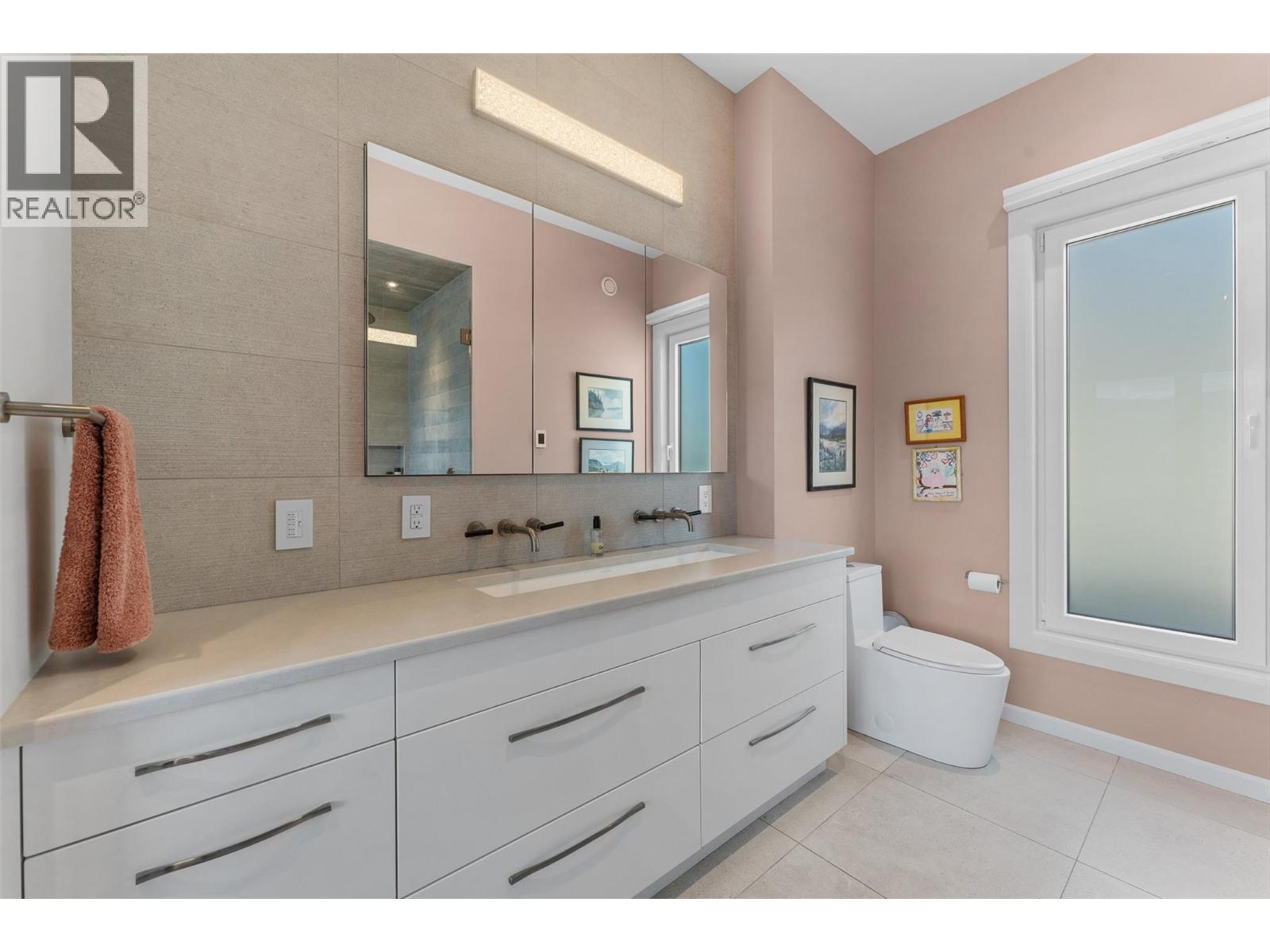 604 Clifton Road N, Kelowna, British Columbia  V1V 0B7 - Photo 33 - 10376030