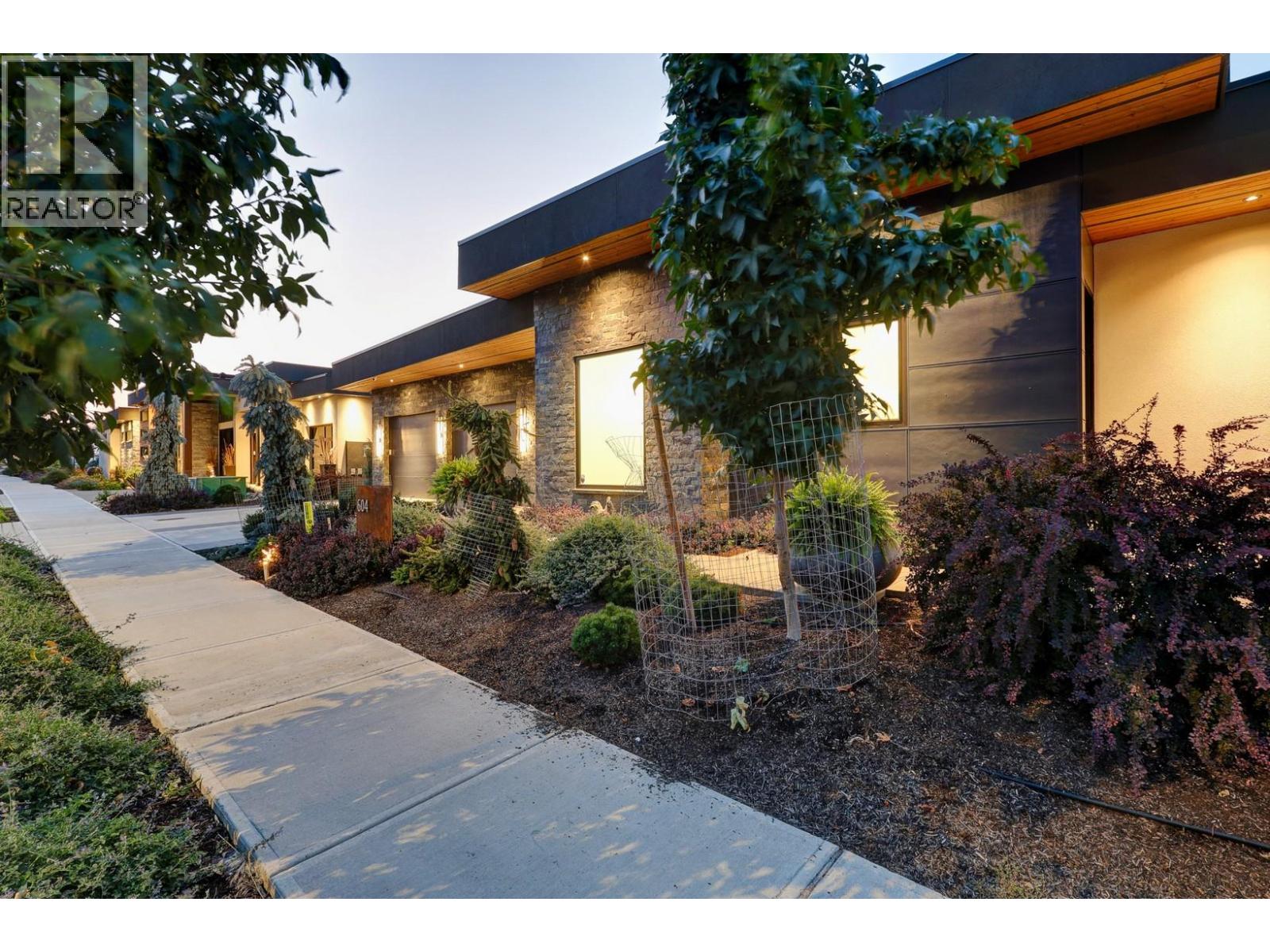 604 Clifton Road N, Kelowna, British Columbia  V1V 0B7 - Photo 64 - 10376030