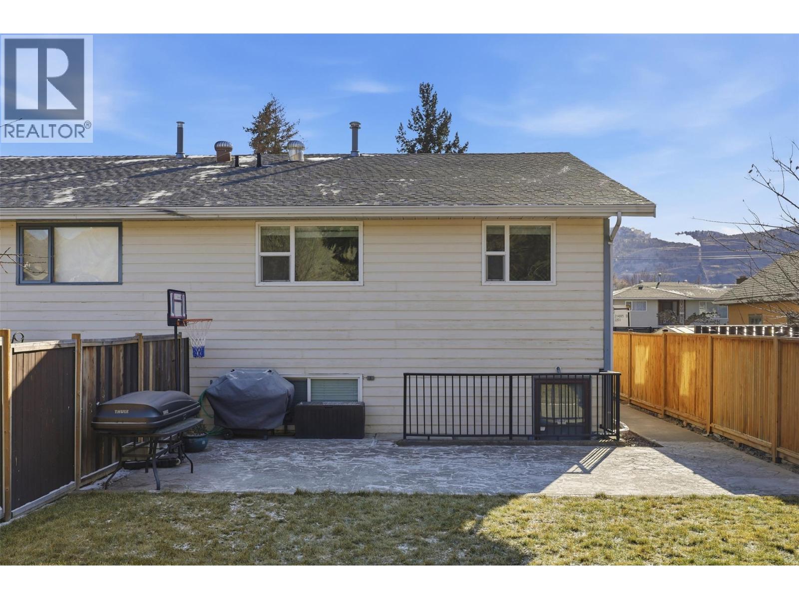 1850 Fleetwood Avenue, Kamloops, British Columbia  V2B 4S1 - Photo 35 - 10376685