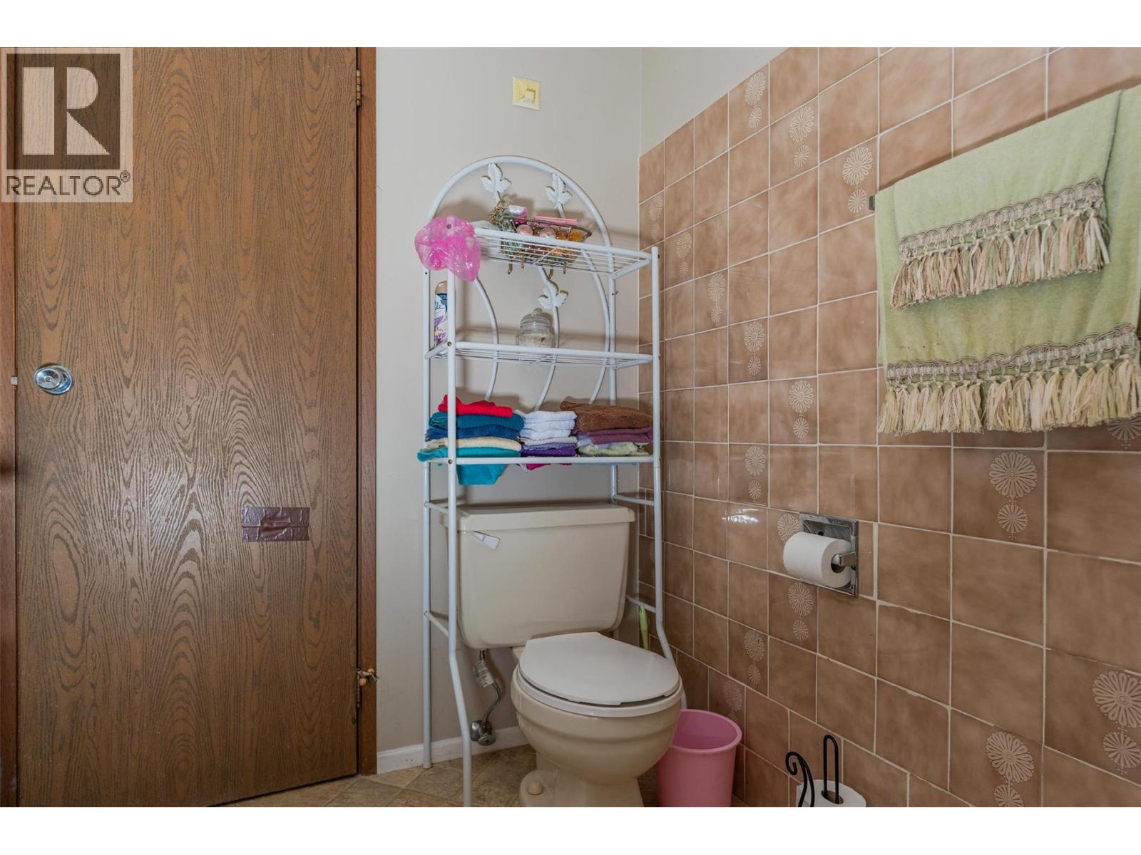 108 Colley Street, Warfield, British Columbia  V1R 2M2 - Photo 15 - 10376763