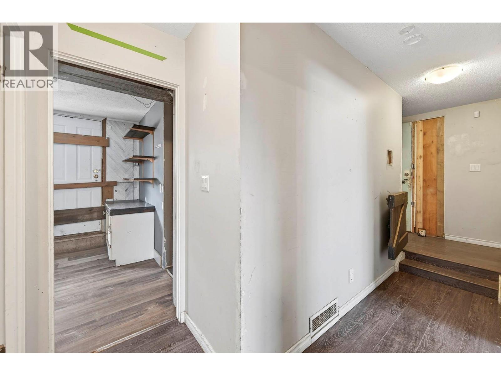 800 Valhalla Drive Unit# 110, Kamloops, British Columbia  V2B 1R8 - Photo 30 - 10376626