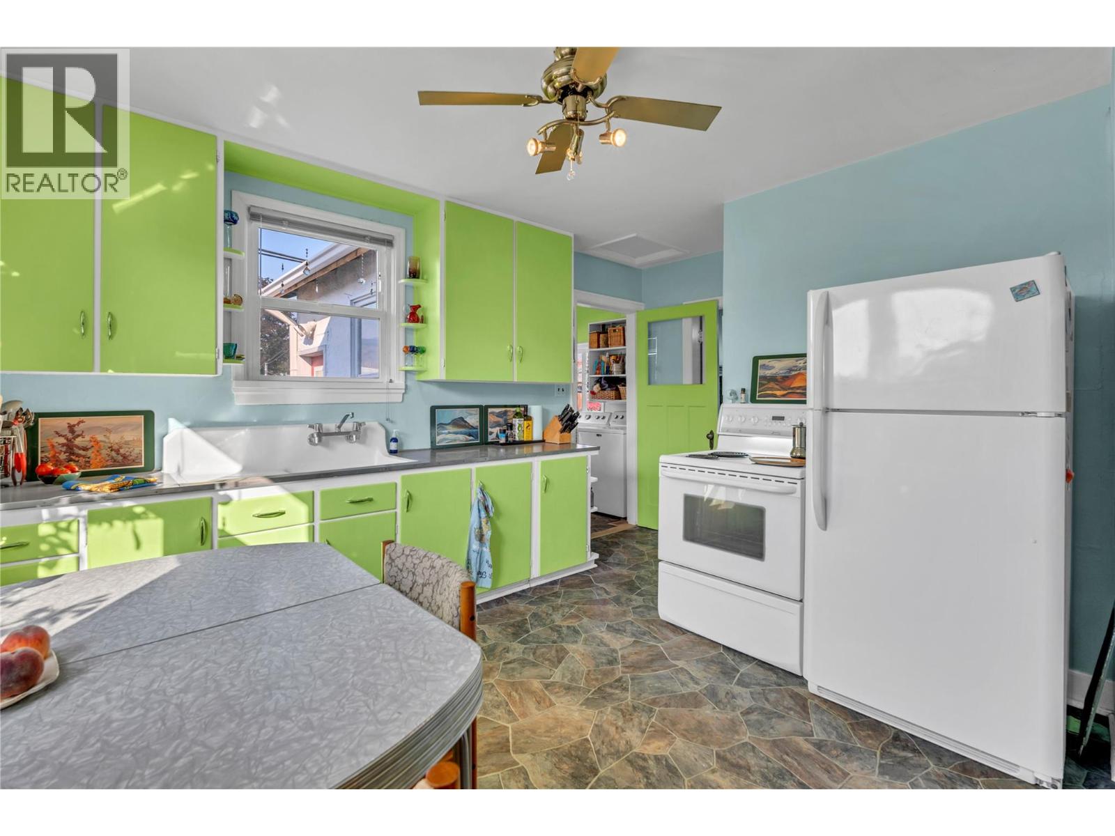 1337 Government Street, Penticton, British Columbia  V2A 4V7 - Photo 3 - 10376928