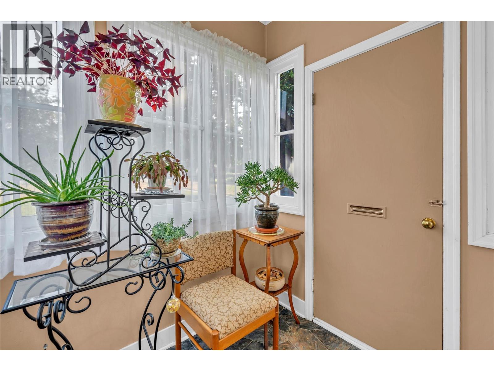 1337 Government Street, Penticton, British Columbia  V2A 4V7 - Photo 8 - 10376928