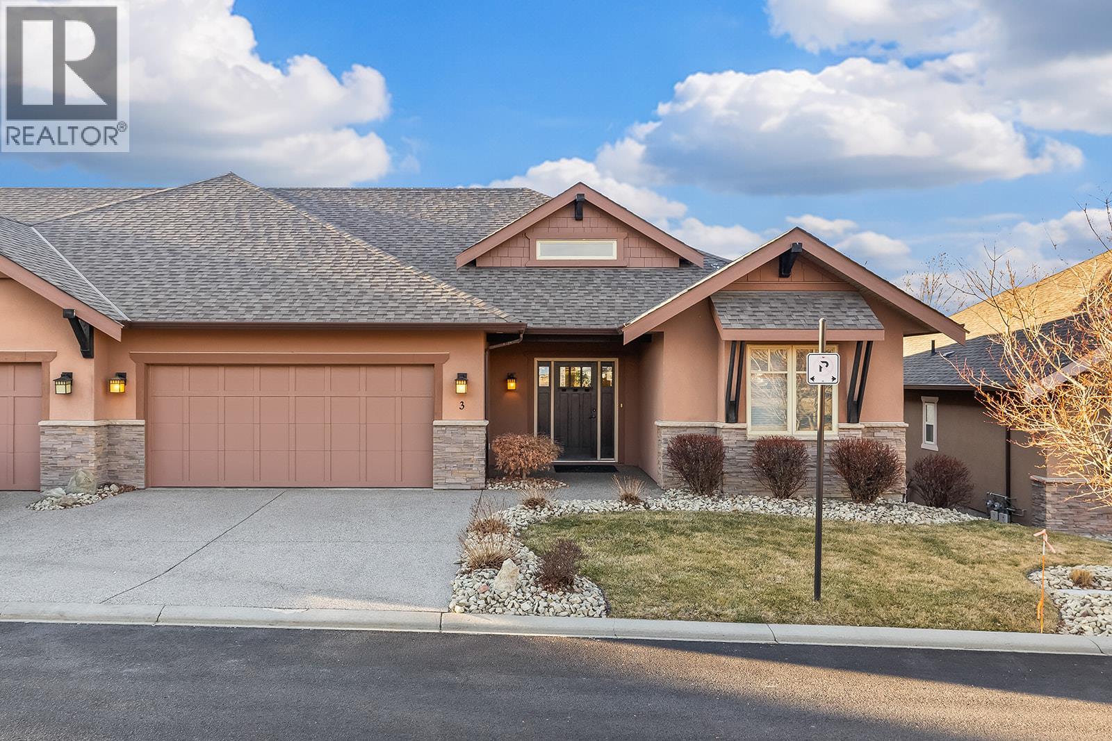 2450 Selkirk Drive Unit# 3, Kelowna, British Columbia  V1V 2Z5 - Photo 1 - 10376842