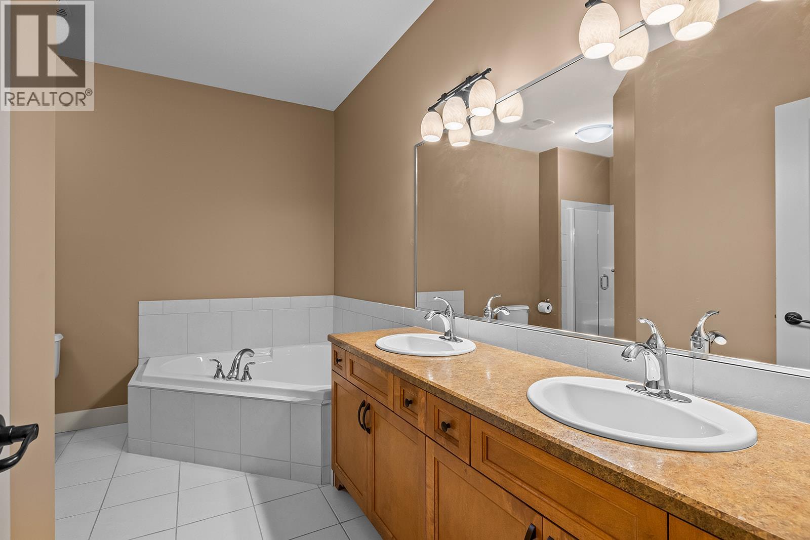 2450 Selkirk Drive Unit# 3, Kelowna, British Columbia  V1V 2Z5 - Photo 31 - 10376842