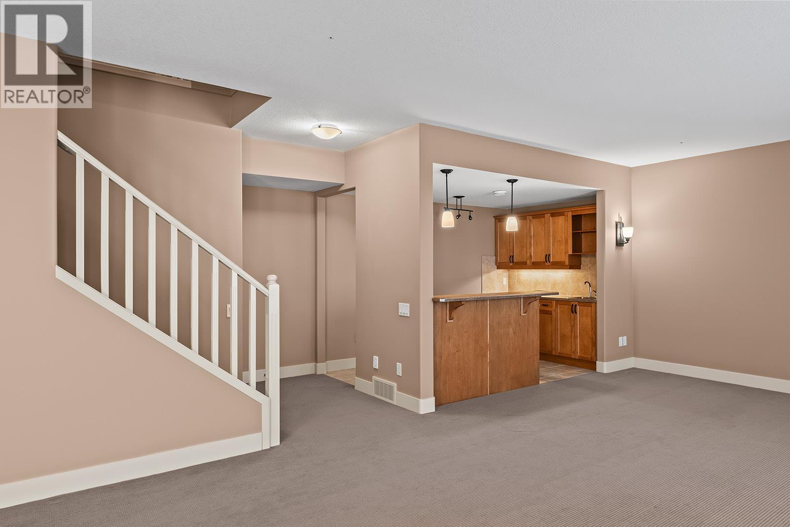 2450 Selkirk Drive Unit# 3, Kelowna, British Columbia  V1V 2Z5 - Photo 38 - 10376842