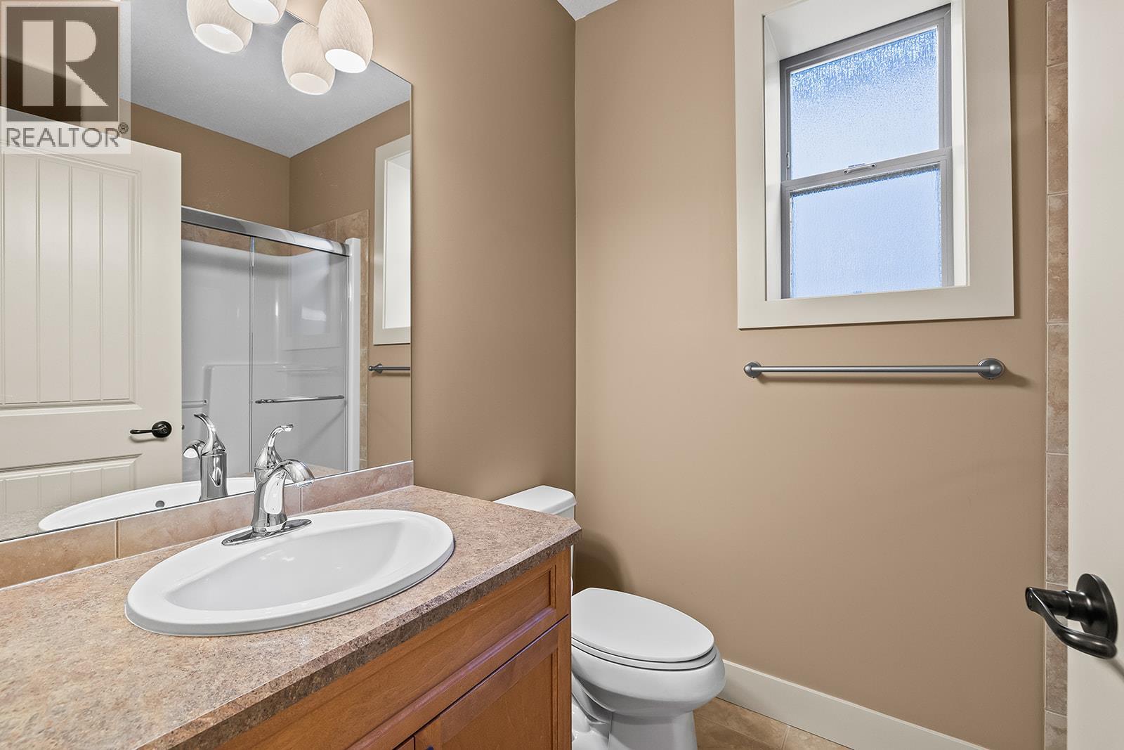 2450 Selkirk Drive Unit# 3, Kelowna, British Columbia  V1V 2Z5 - Photo 46 - 10376842