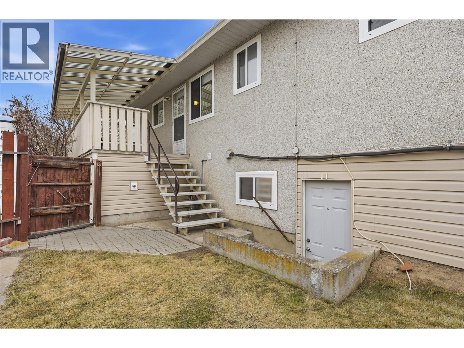 1119 Kemano Street, Kamloops, British Columbia  V2B 2T8 - Photo 44 - 10376456