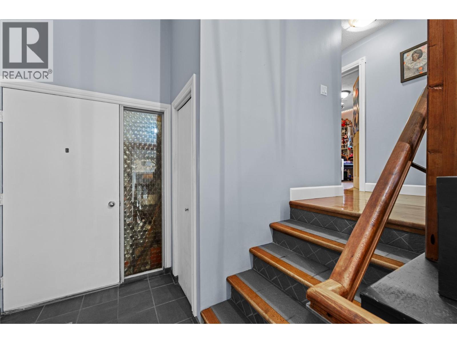 1732 Granite Avenue, Merritt, British Columbia  V1K 1B8 - Photo 5 - 10376804