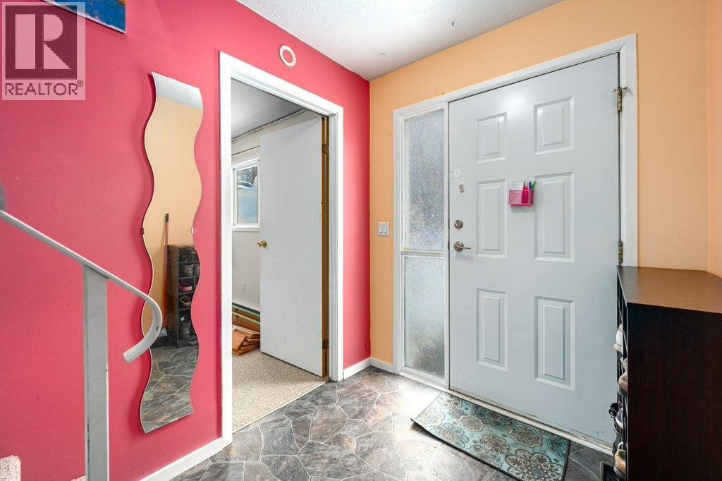 2695 Young Place, Kamloops, British Columbia  V2B 8A4 - Photo 14 - 10376832