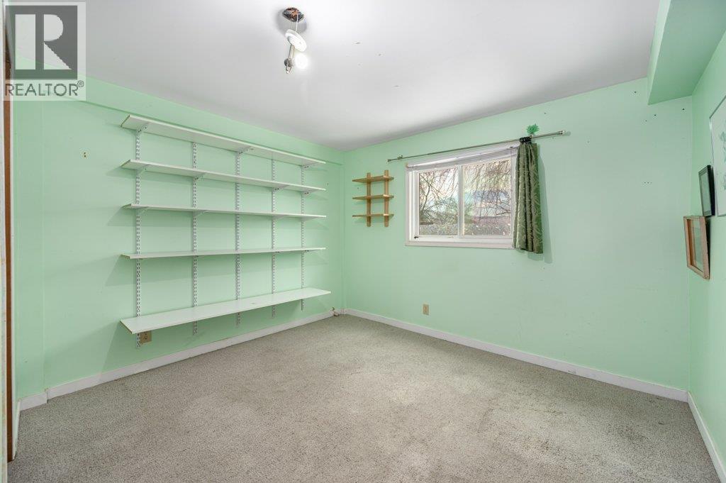 2695 Young Place, Kamloops, British Columbia  V2B 8A4 - Photo 22 - 10376832