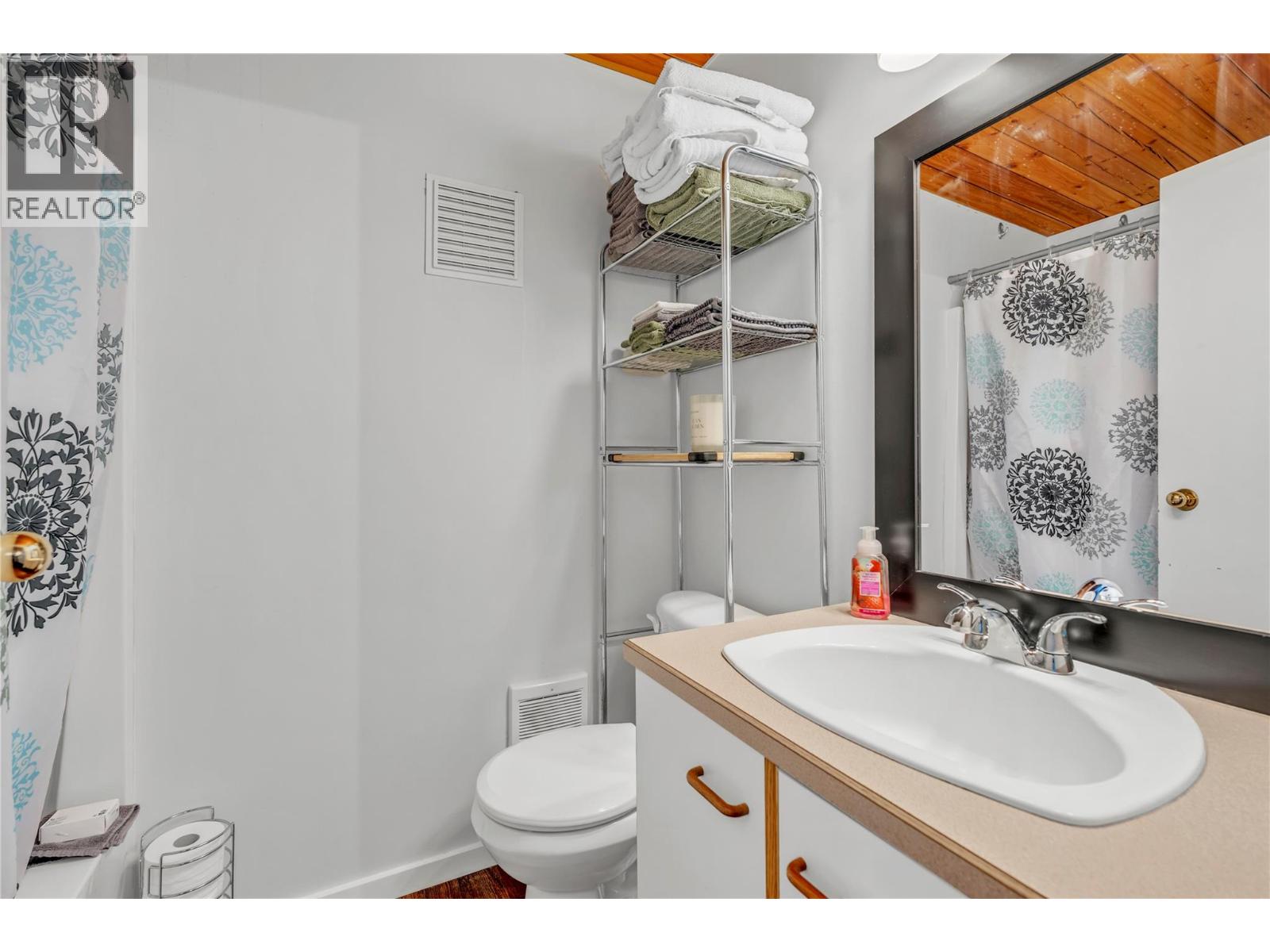 156 Clearview Crescent Unit# 101, Apex Mountain, British Columbia  V2A 0E2 - Photo 17 - 10376495