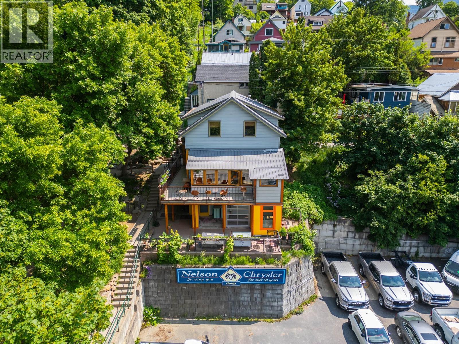 512 Hendryx Street, Nelson, British Columbia  V1L 2A8 - Photo 2 - 10376940