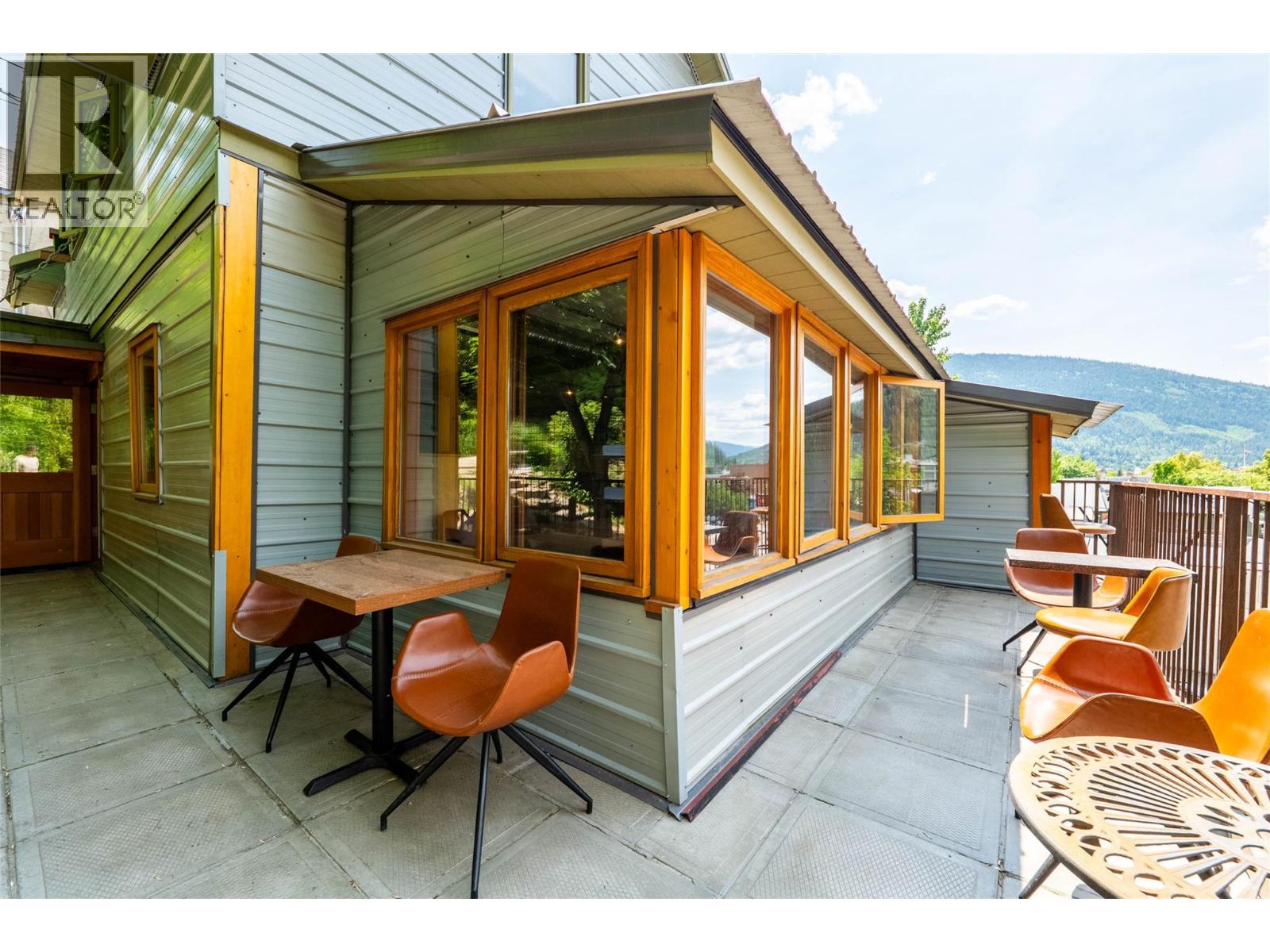 512 Hendryx Street, Nelson, British Columbia  V1L 2A8 - Photo 24 - 10376940