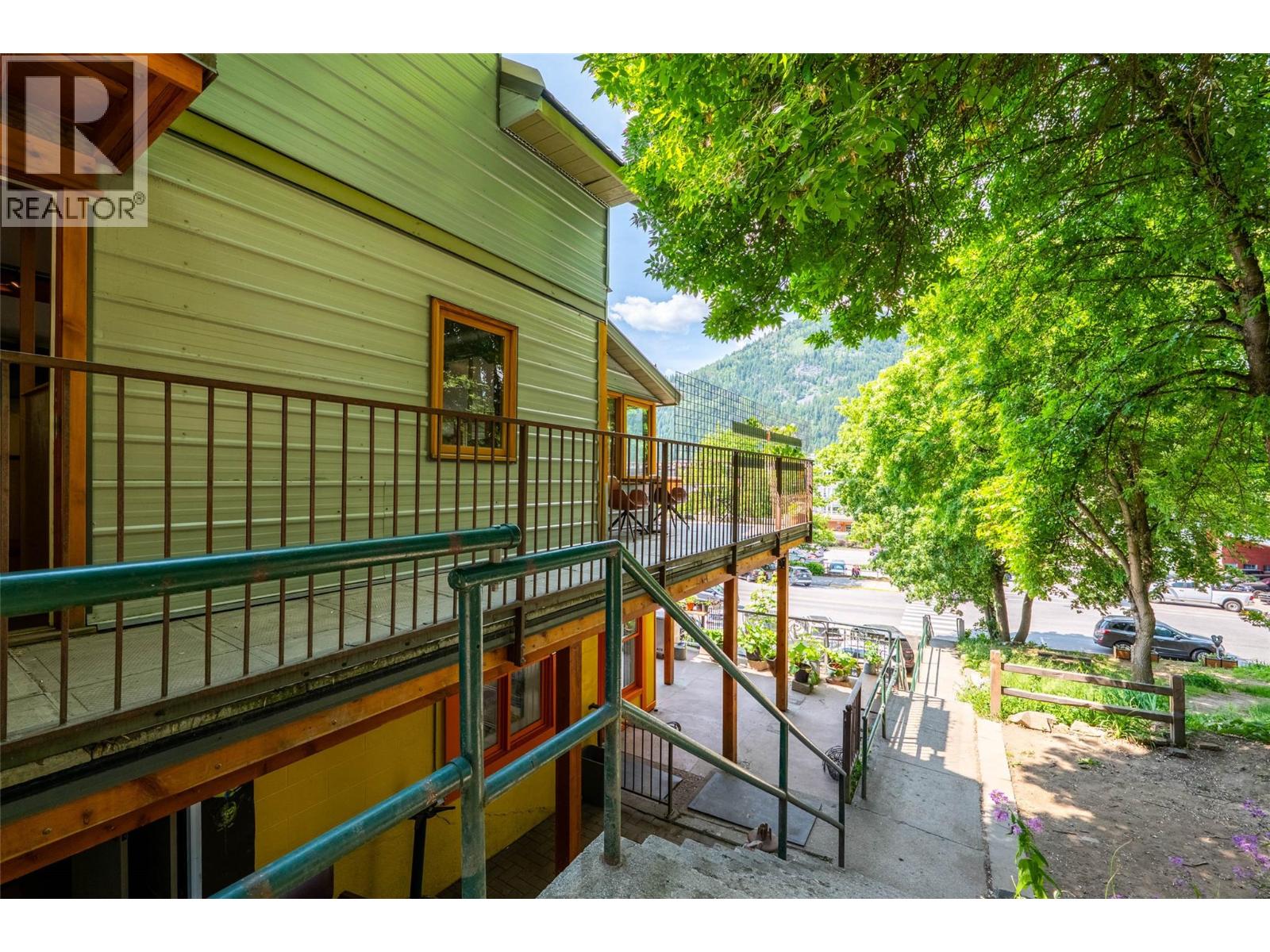 512 Hendryx Street, Nelson, British Columbia  V1L 2A8 - Photo 34 - 10376940