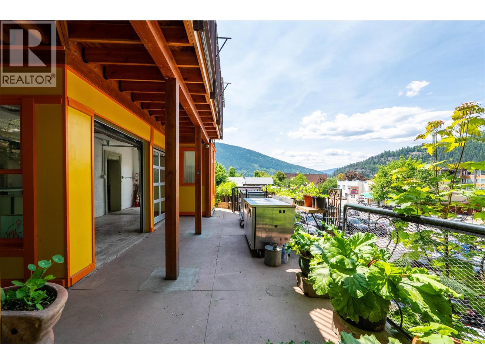 512 Hendryx Street, Nelson, British Columbia  V1L 2A8 - Photo 35 - 10376940