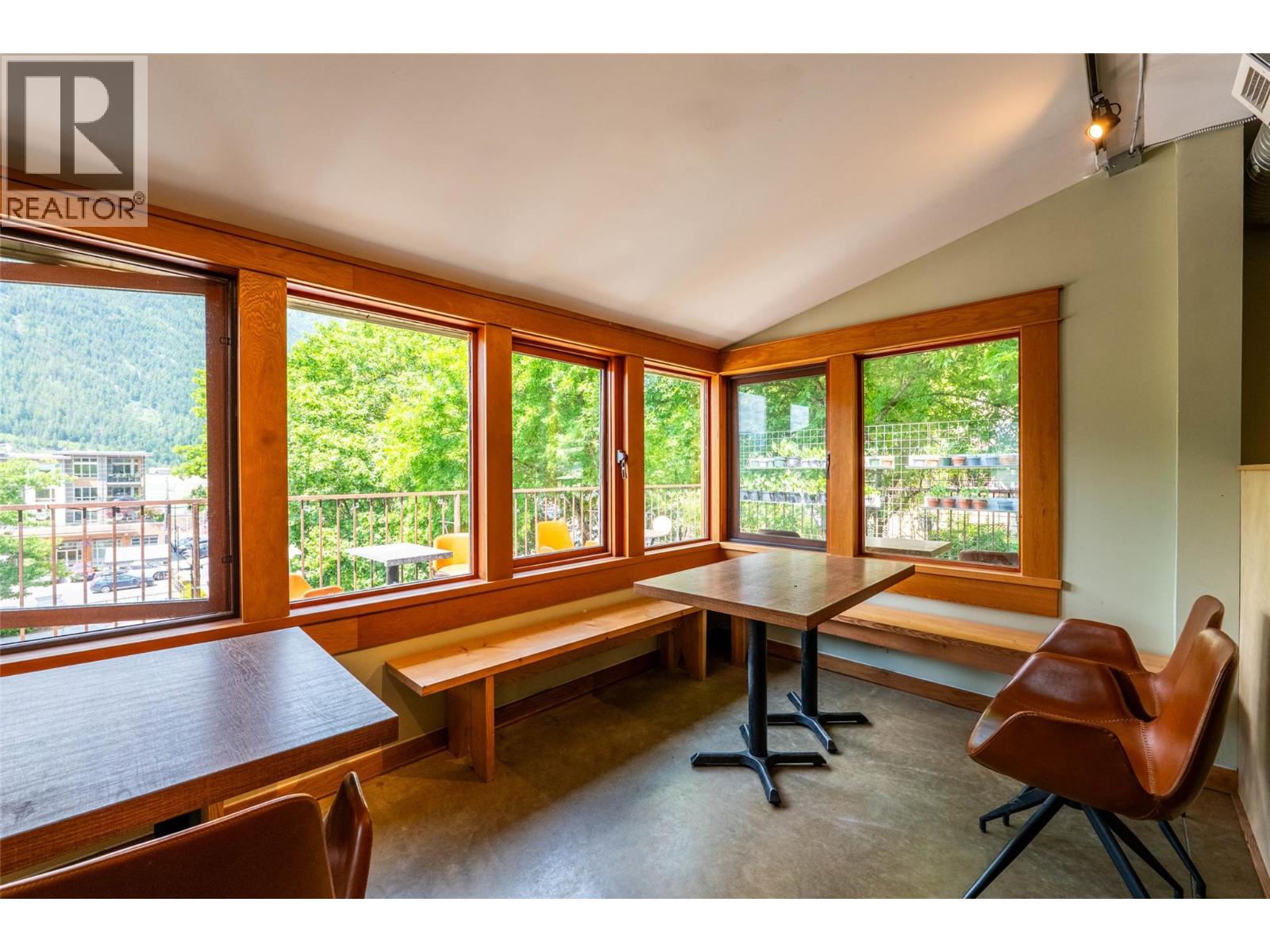 512 Hendryx Street, Nelson, British Columbia  V1L 2A8 - Photo 6 - 10376940