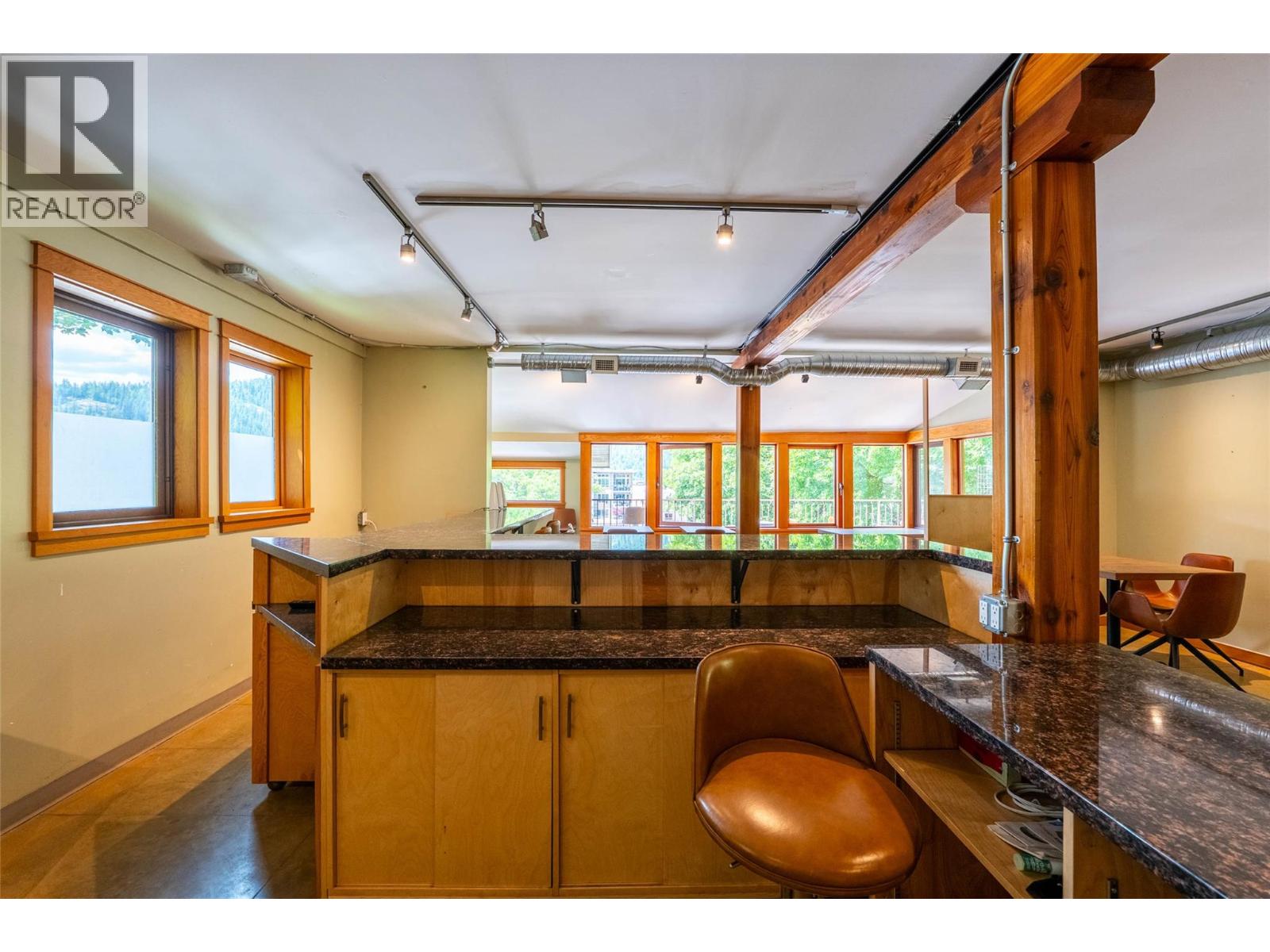 512 Hendryx Street, Nelson, British Columbia  V1L 2A8 - Photo 8 - 10376940