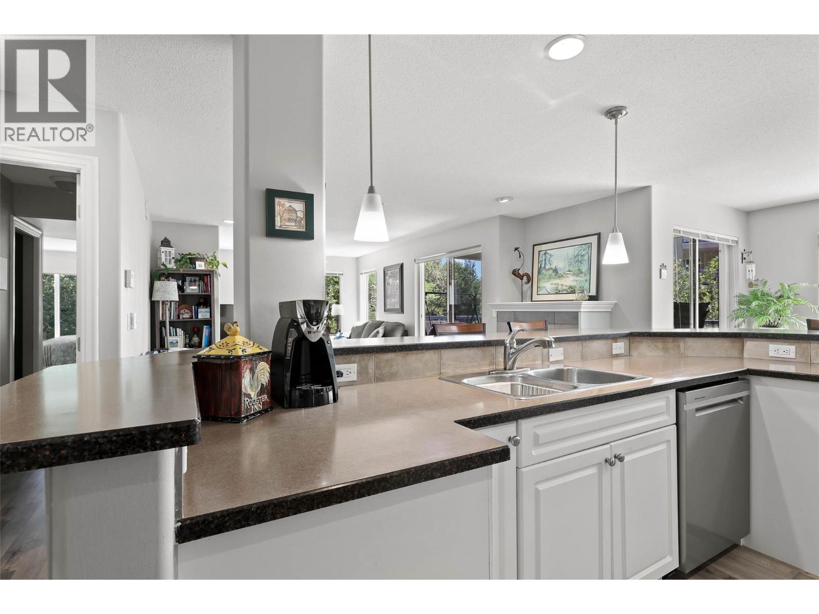 950 Lorne Street Unit# 202, Kamloops, British Columbia  V2C 1W9 - Photo 4 - 10376781