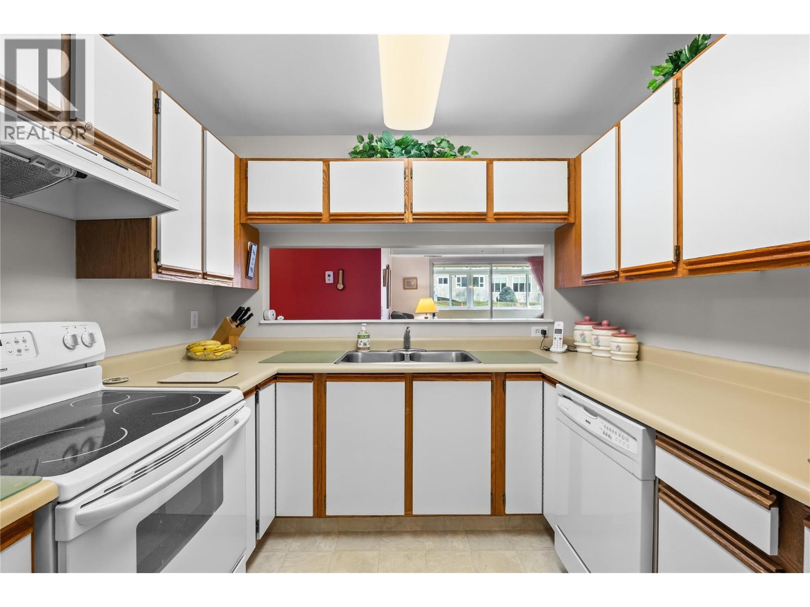 1045 Sutherland Avenue Unit# 37, Kelowna, British Columbia  V1Y 5Y1 - Photo 6 - 10376744