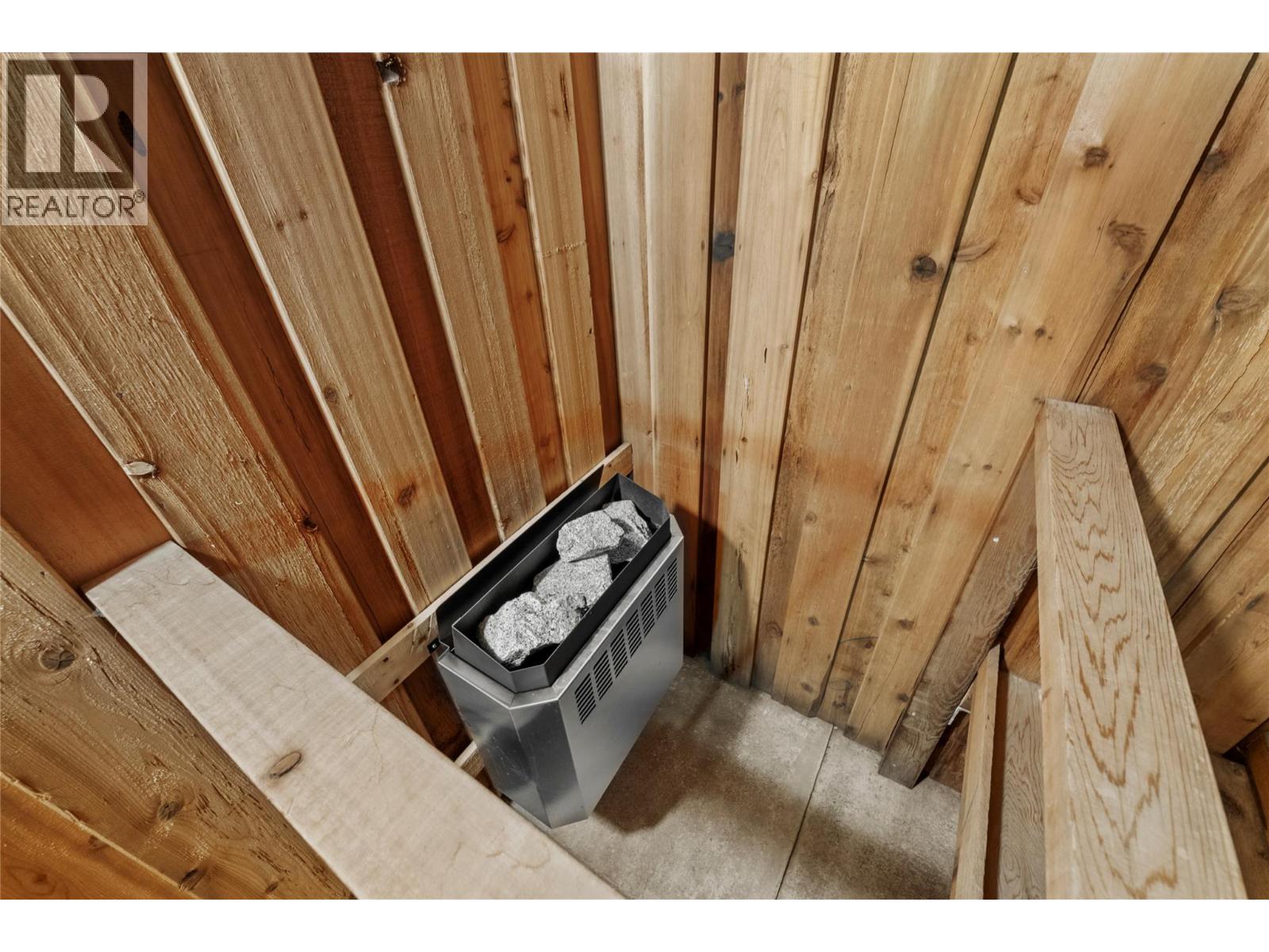 740 Walkem Road, Kamloops, British Columbia  V2B 7M6 - Photo 26 - 10376742