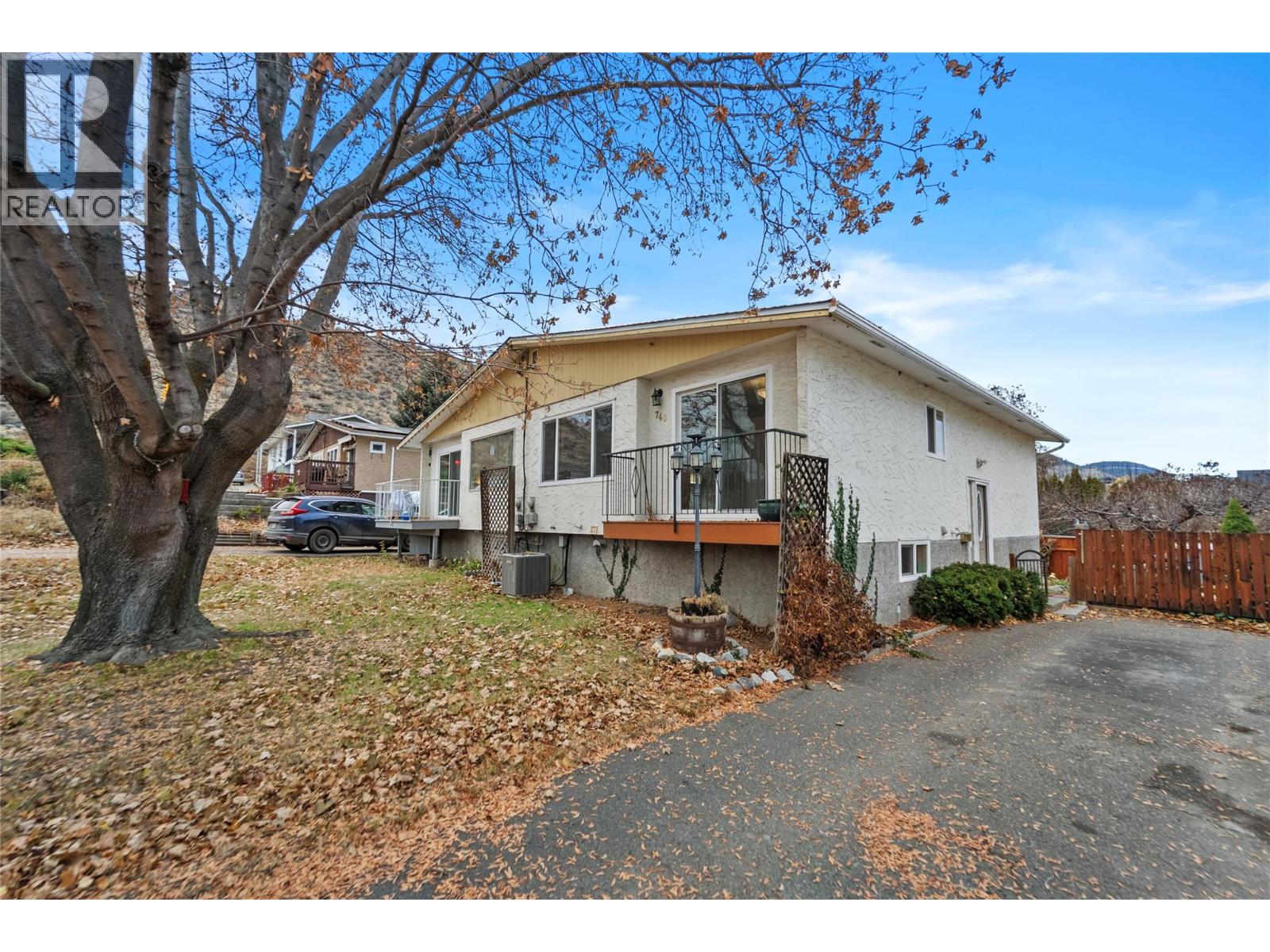 740 Walkem Road, Kamloops, British Columbia  V2B 7M6 - Photo 3 - 10376742