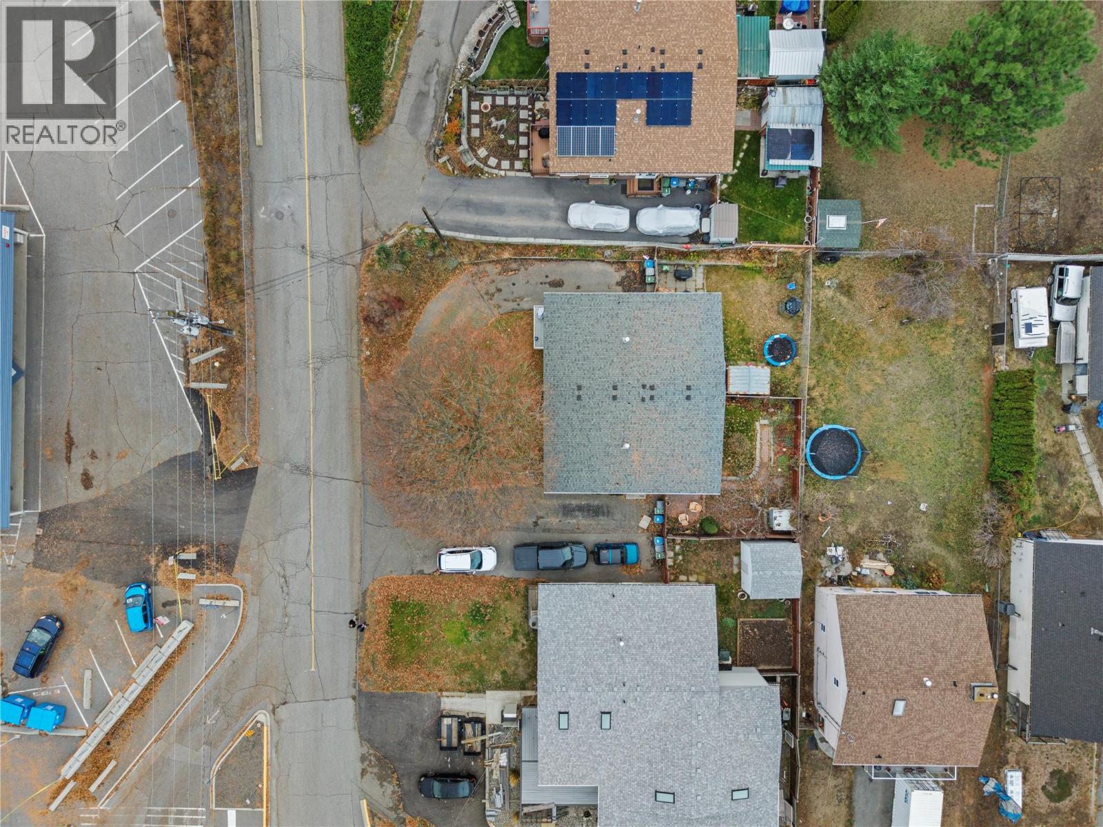 740 Walkem Road, Kamloops, British Columbia  V2B 7M6 - Photo 33 - 10376742