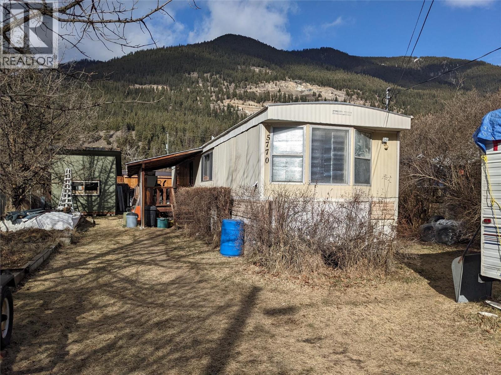 5770 Ponderosa Road, Falkland, British Columbia  V0E 1W0 - Photo 21 - 10376946