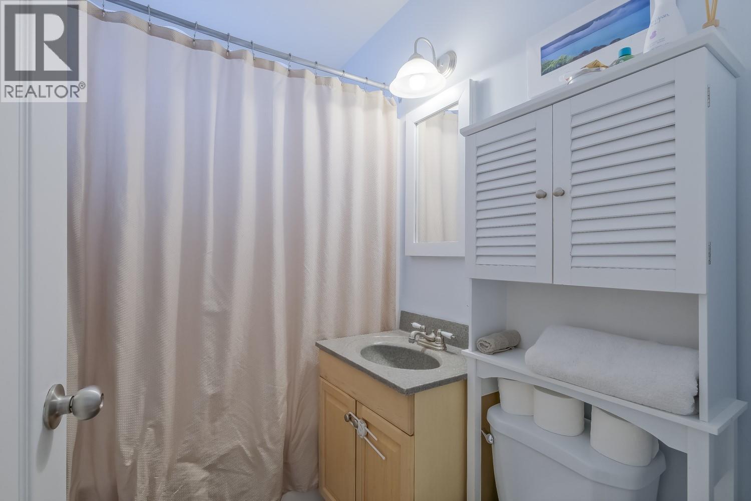 433 Heales Avenue, Penticton, British Columbia  V2A 1G5 - Photo 7 - 10376927