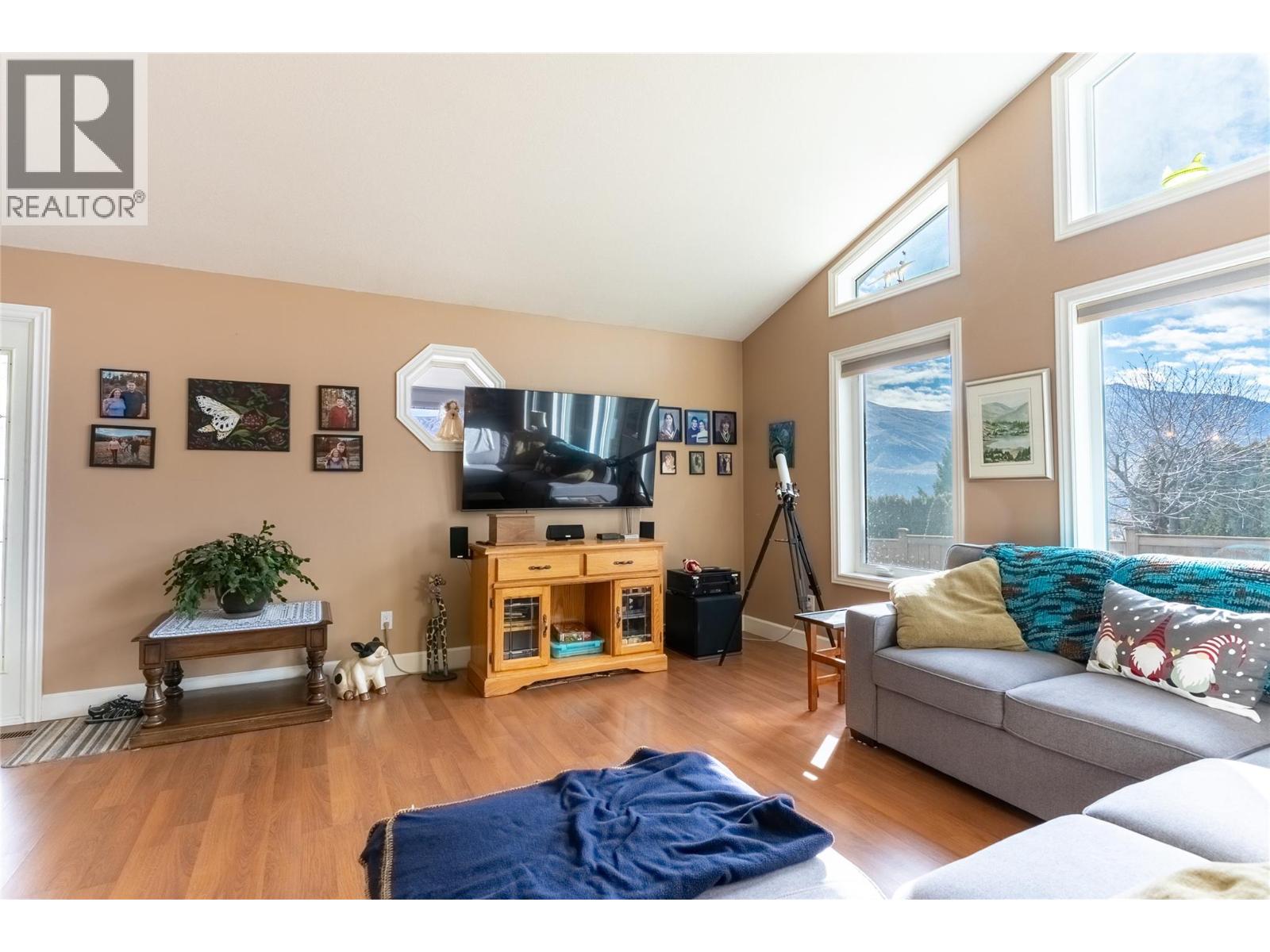 1435 Pine Avenue, Ashcroft, British Columbia  V0K 1A0 - Photo 5 - 10376923