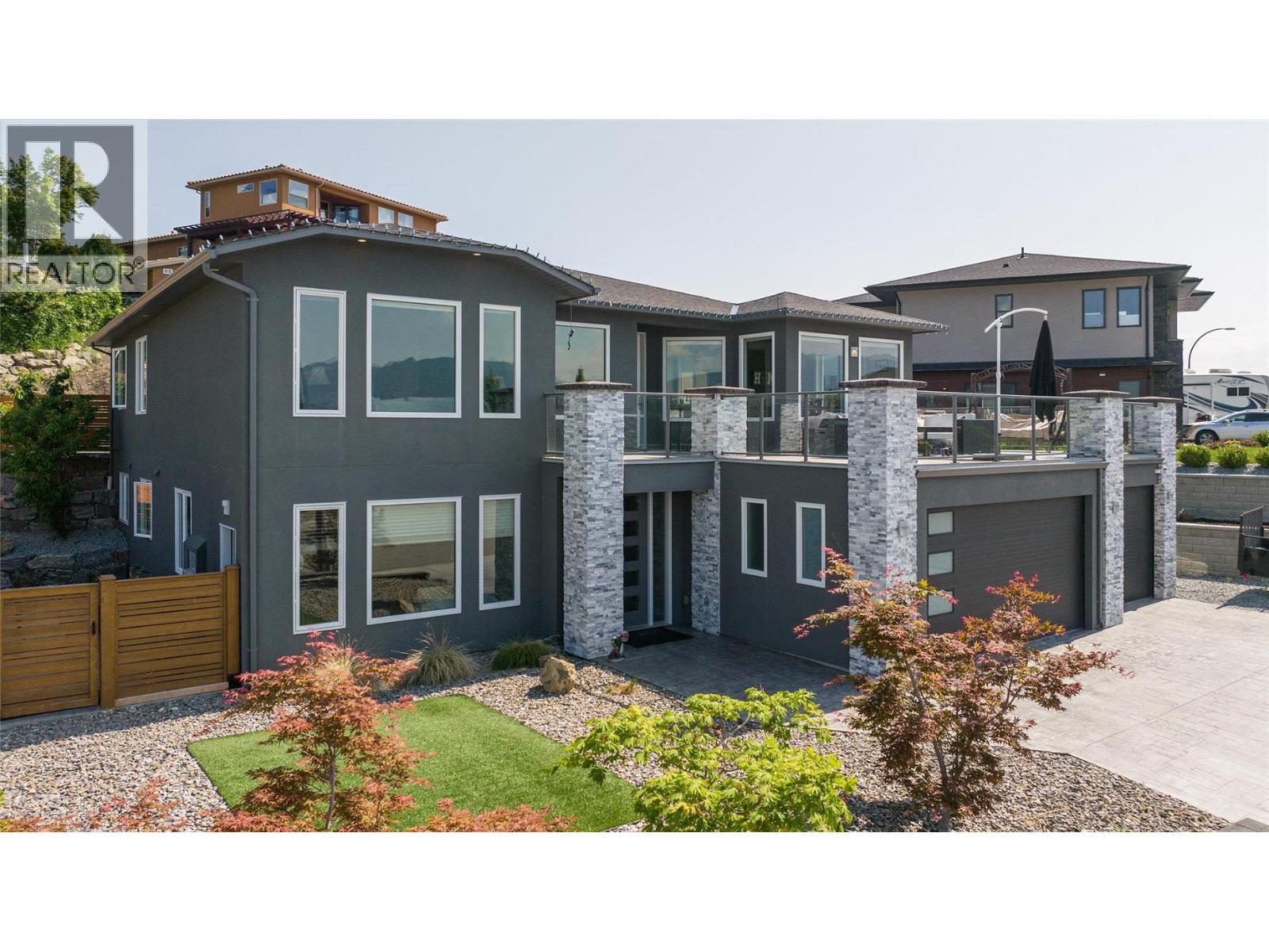 3284 Vineyard View Drive, West Kelowna, British Columbia  V4T 3B4 - Photo 2 - 10376779
