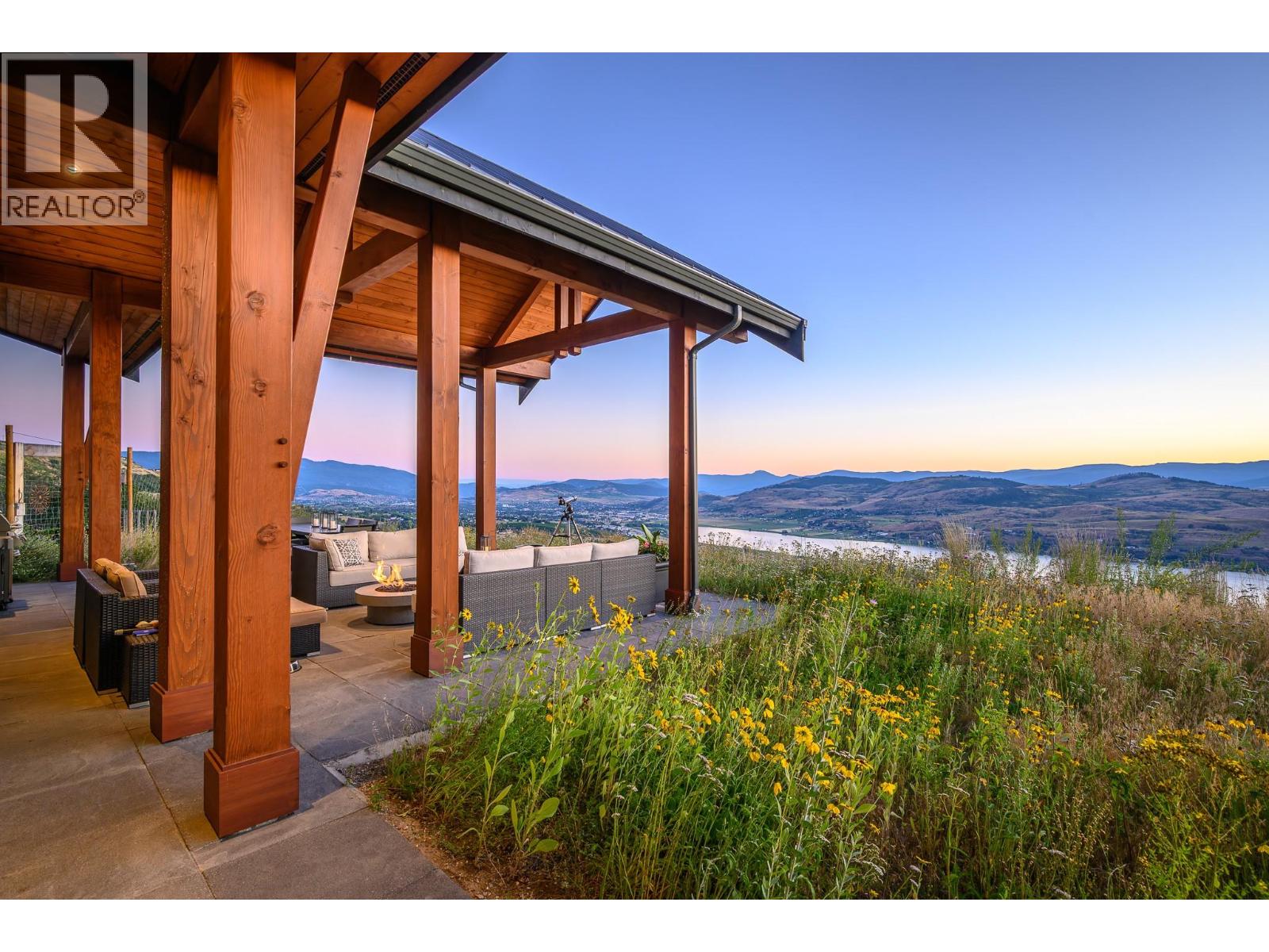 7212 Mountridge Place, Vernon, British Columbia  V1B 3S8 - Photo 11 - 10376775