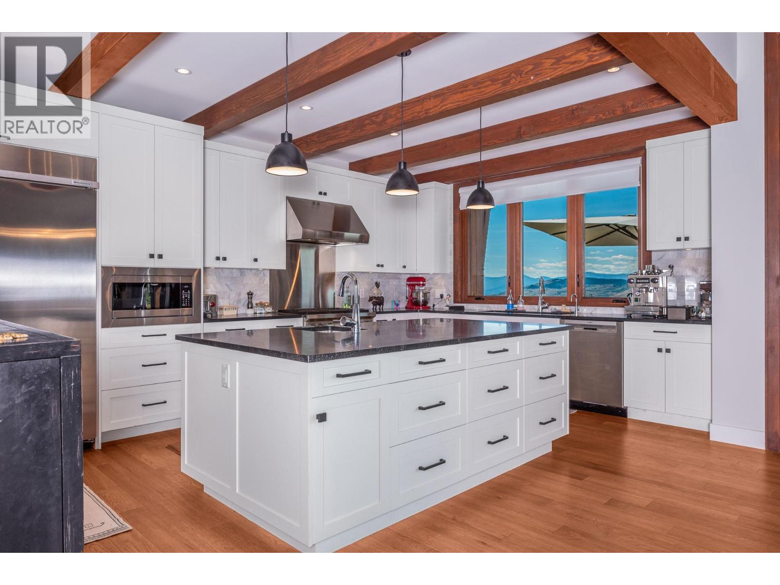 7212 Mountridge Place, Vernon, British Columbia  V1B 3S8 - Photo 22 - 10376775