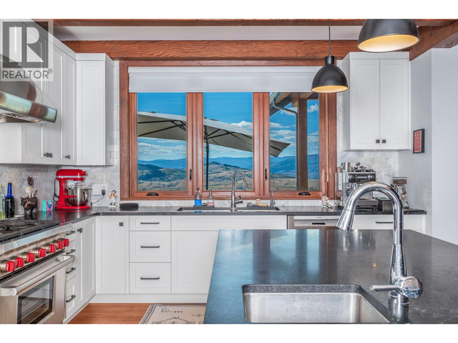 7212 Mountridge Place, Vernon, British Columbia  V1B 3S8 - Photo 23 - 10376775