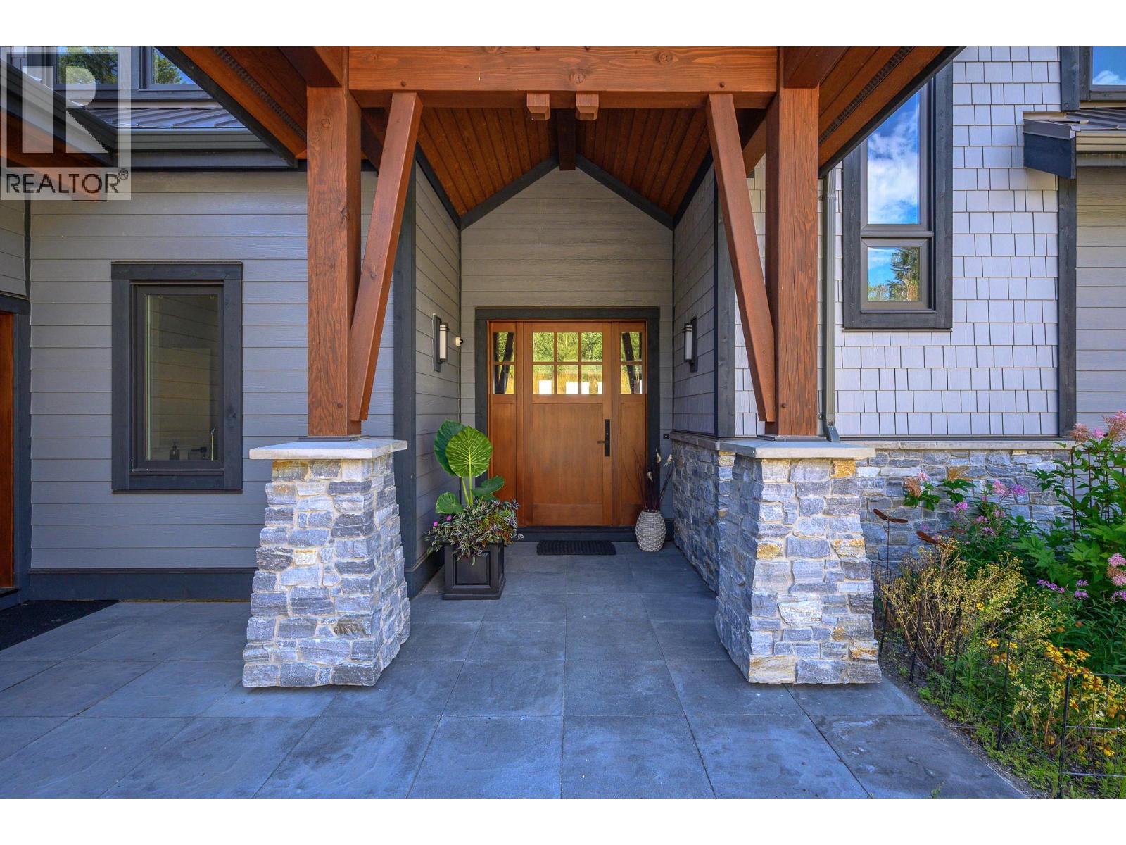 7212 Mountridge Place, Vernon, British Columbia  V1B 3S8 - Photo 47 - 10376775