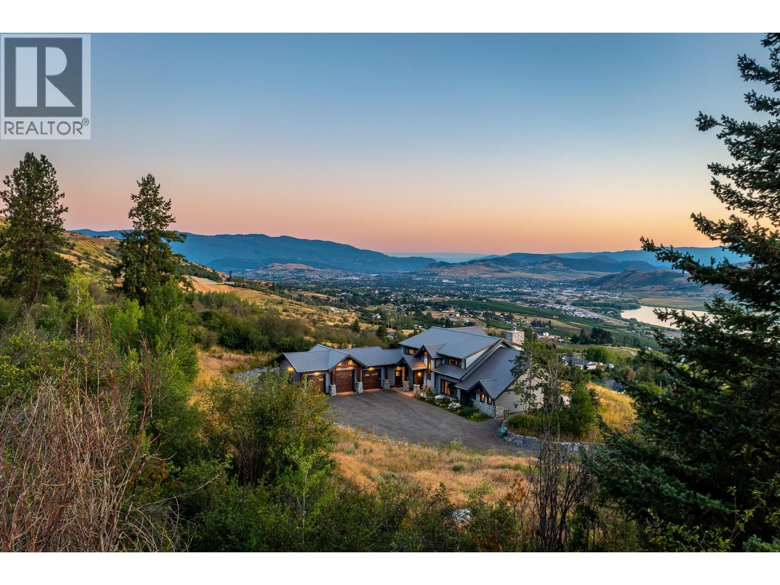 7212 Mountridge Place, Vernon, British Columbia  V1B 3S8 - Photo 9 - 10376775