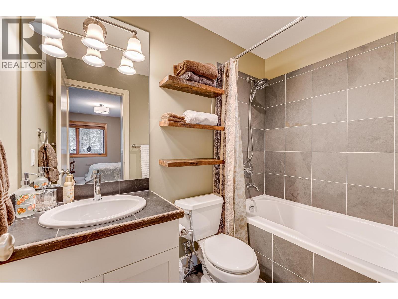 9845 Eastside Road Unit# 92, Vernon, British Columbia  V1H 1Z2 - Photo 17 - 10376447