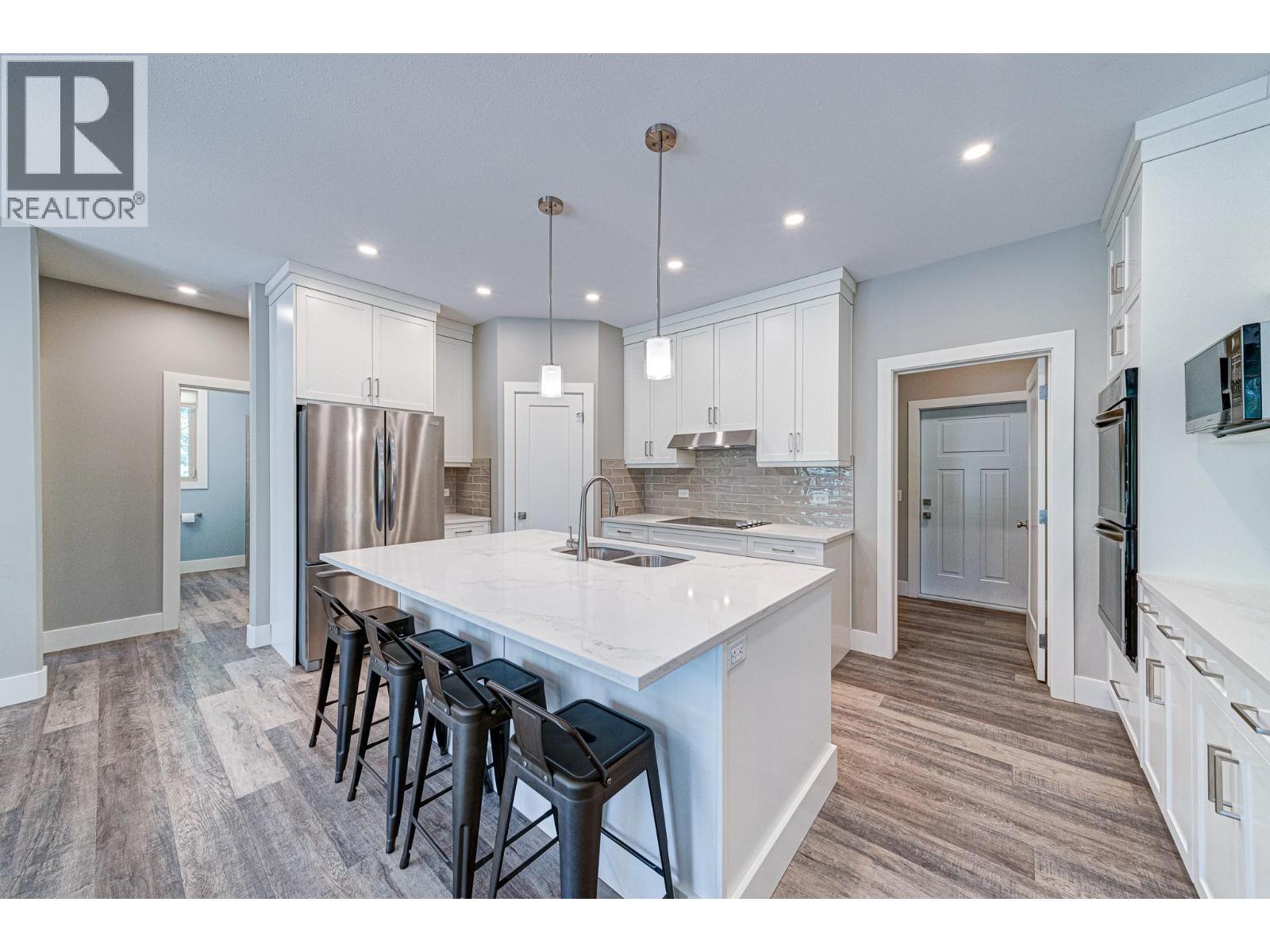 2041 Golden Eagle Drive, Sparwood, British Columbia  V0B 2G2 - Photo 6 - 10376840