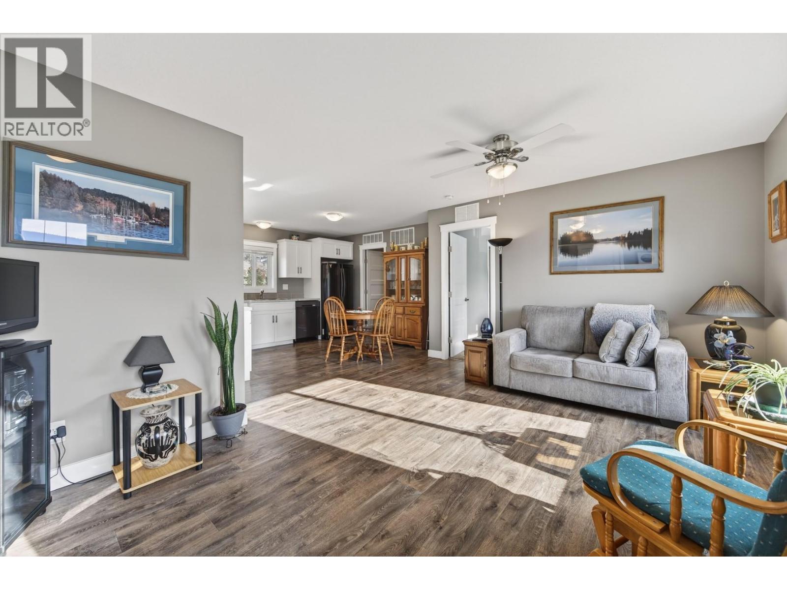 2573 Spring Bank Avenue, Merritt, British Columbia  V1K 1S1 - Photo 11 - 10376569