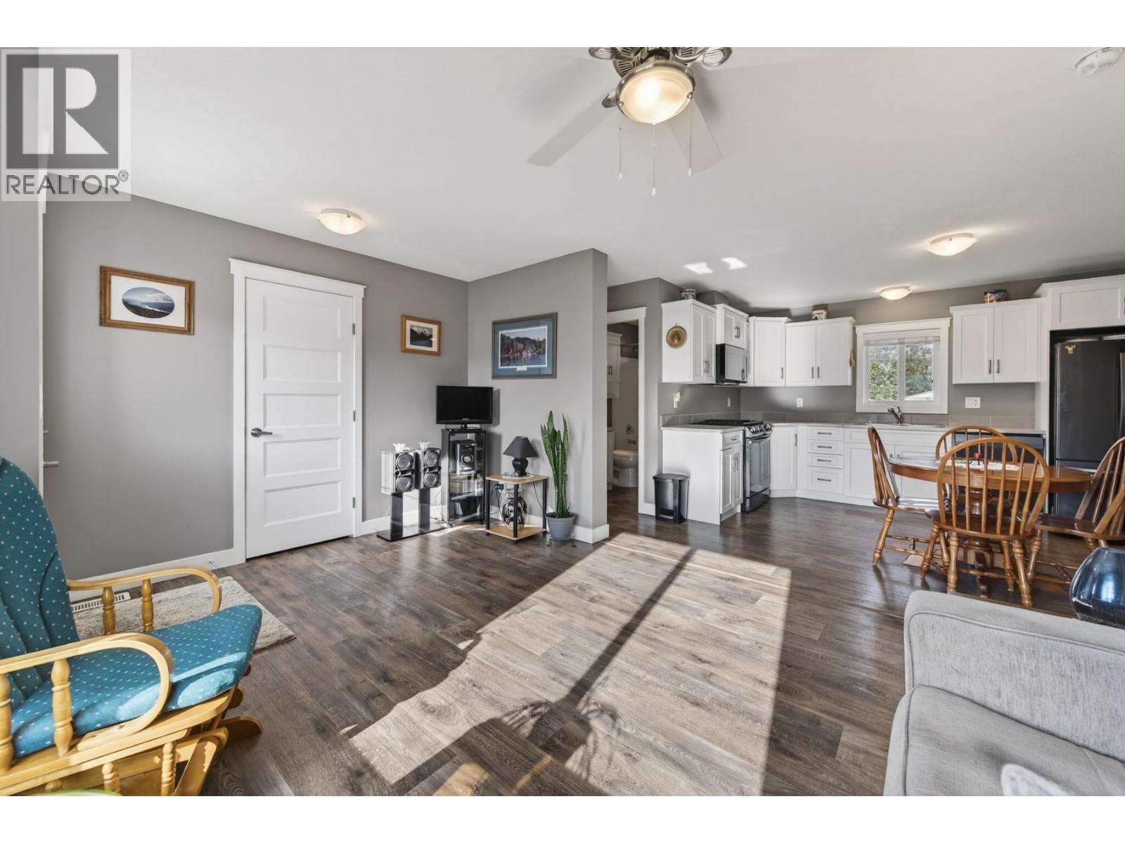 2573 Spring Bank Avenue, Merritt, British Columbia  V1K 1S1 - Photo 12 - 10376569