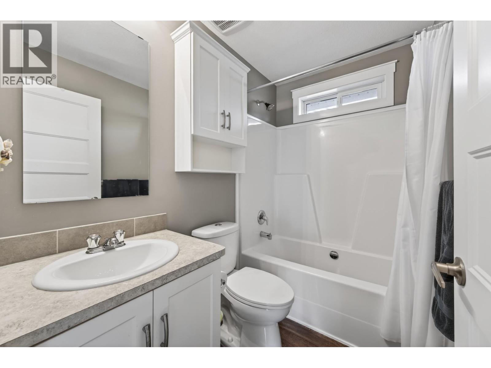 2573 Spring Bank Avenue, Merritt, British Columbia  V1K 1S1 - Photo 14 - 10376569