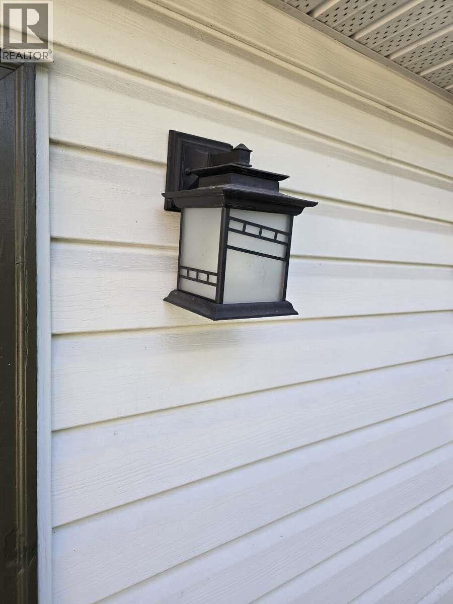 2600 37 Avenue, Vernon, British Columbia  V1T 2X4 - Photo 40 - 10376969