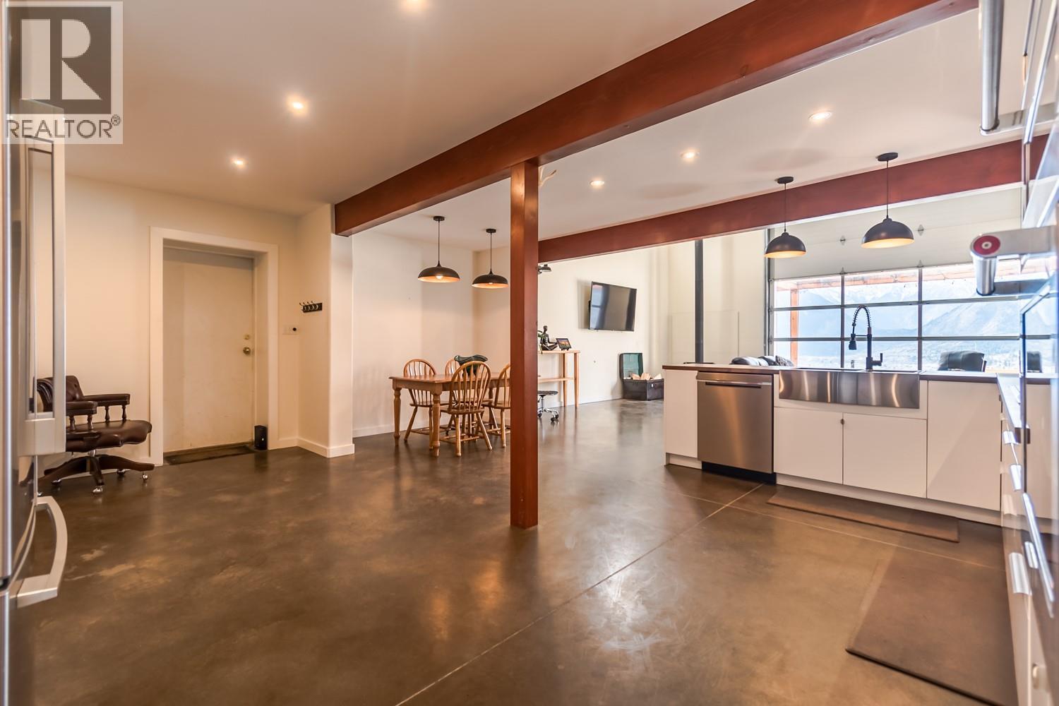 4142 99 Hwy N Road N, Lillooet, British Columbia  V0K 1V0 - Photo 4 - 10376770