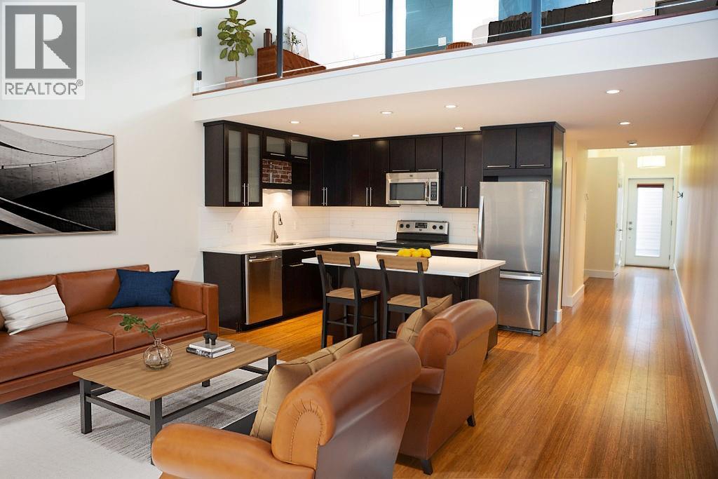 702 Fourth Street Unit# 4, Nelson, British Columbia  V1L 2S8 - Photo 2 - 10375583